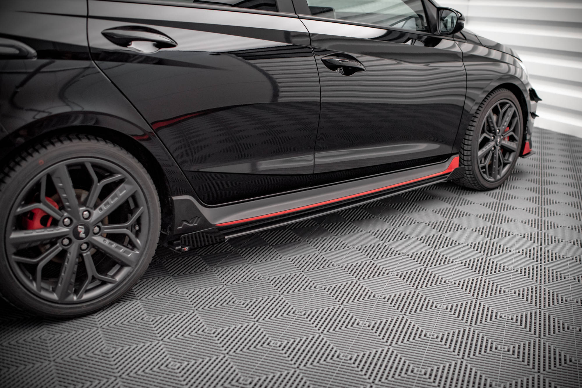 Street Pro Seitenschweller Leisten passend für Hyundai I20 N Mk3 rot+ Hochglanz Flaps
