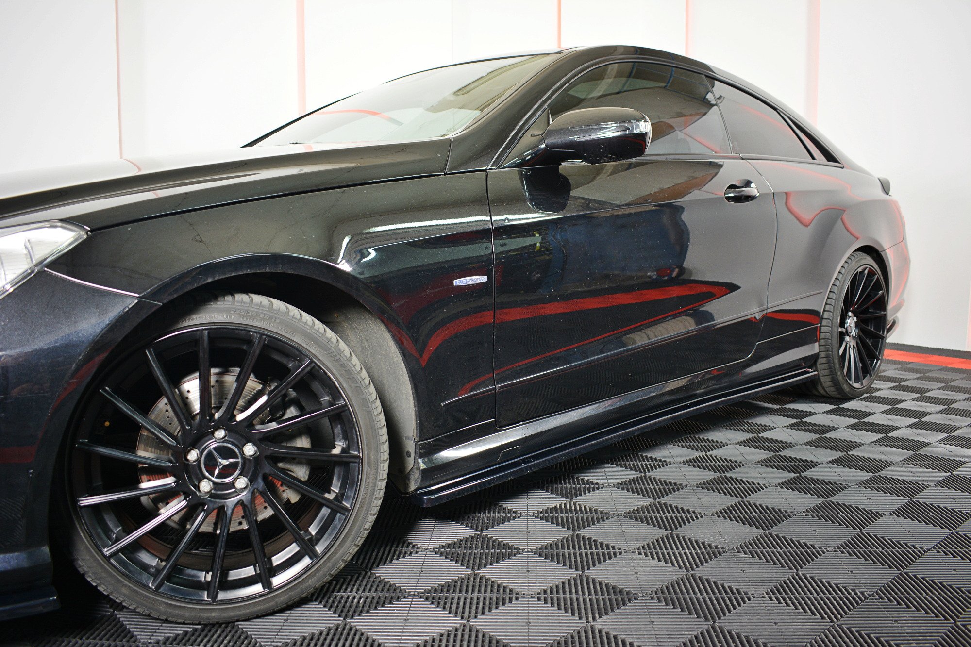 Seitenschweller Ansatz für Mercedes-Benz E-Klasse Coupe AMG-Line C207 schwarz Hochglanz