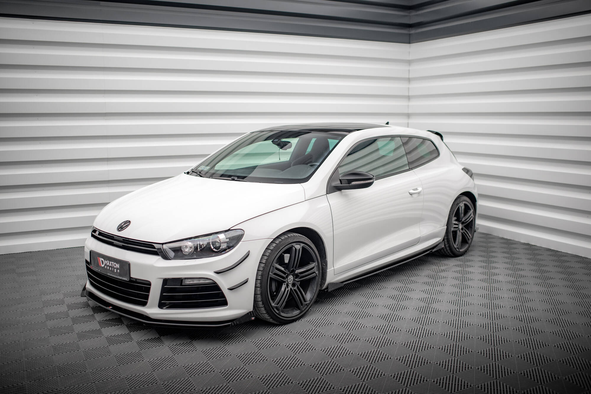 Street Pro Seitenschweller Leisten + Flaps passend für VW Scirocco R Mk3 schwarz Hochglanz