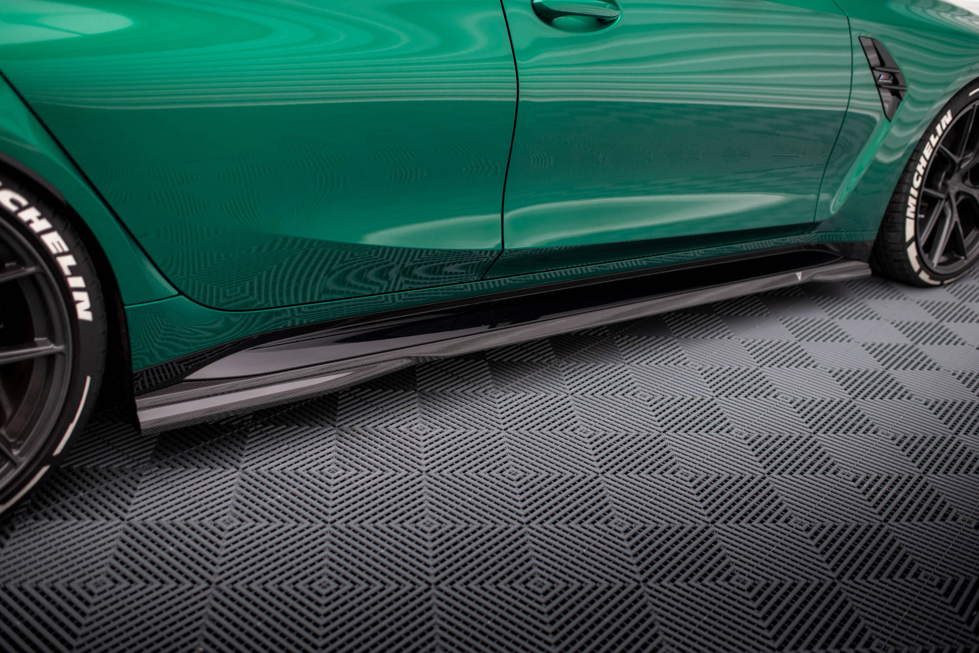 Carbon Fiber Seitenschweller Ansatz Leisten passend für BMW M3 Limousine / Touring G80 / G81