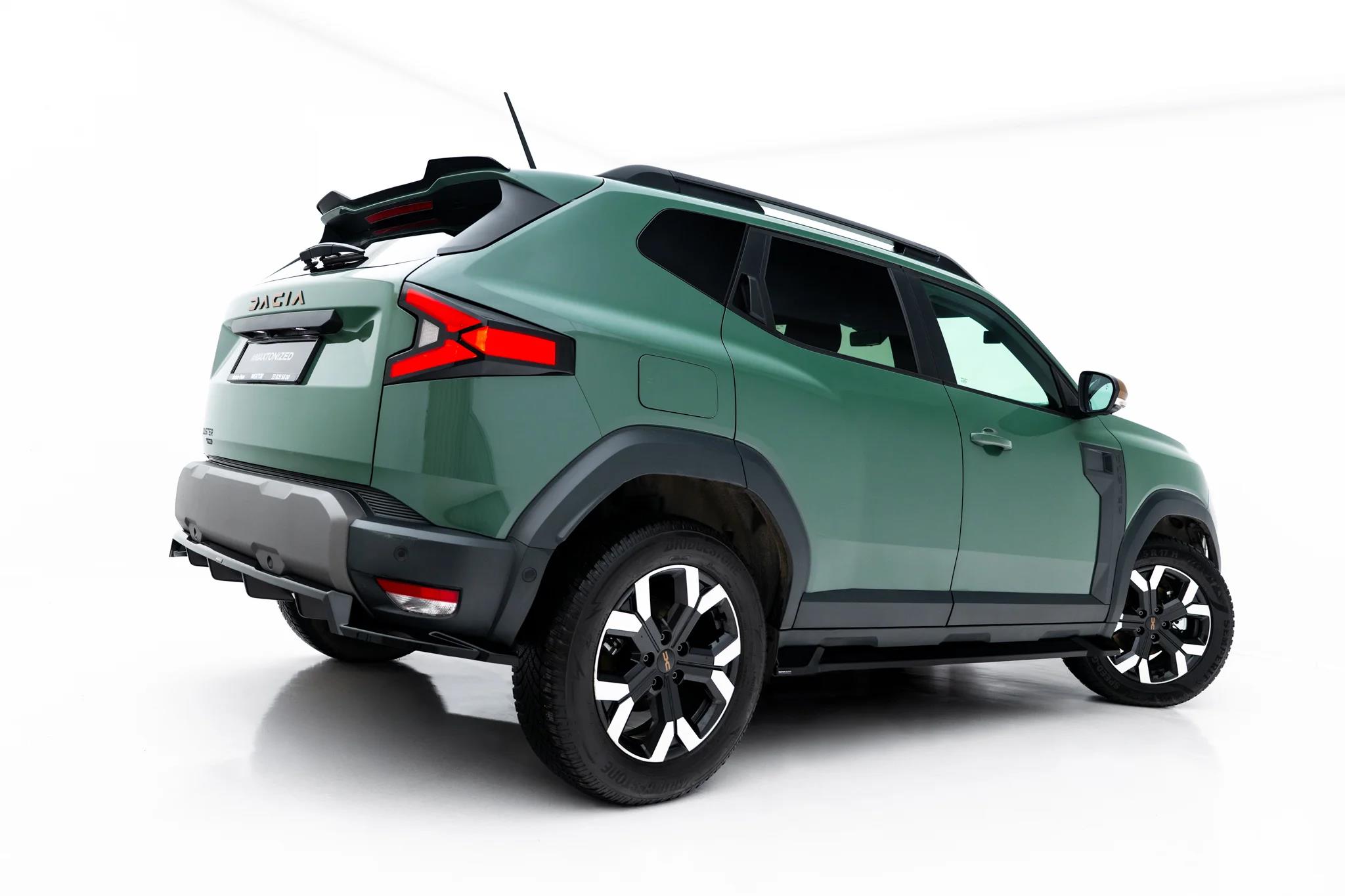 Street+ Seitenschweller Leisten passend für Dacia Duster Mk3 schwarz Hochglanz