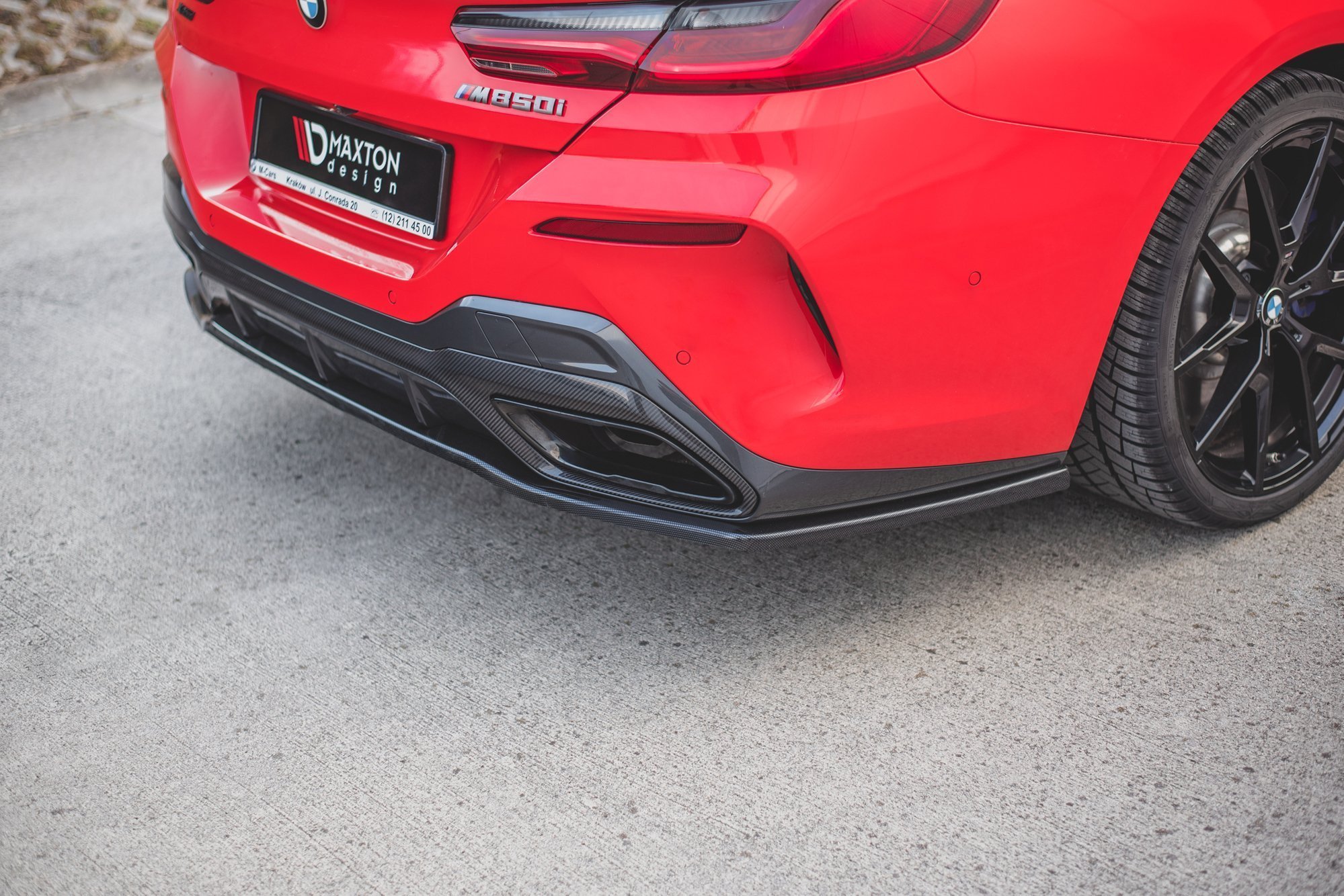 Mittlerer Diffusor Heck Ansatz für BMW 8 Coupe M-Paket G15 Carbon Look