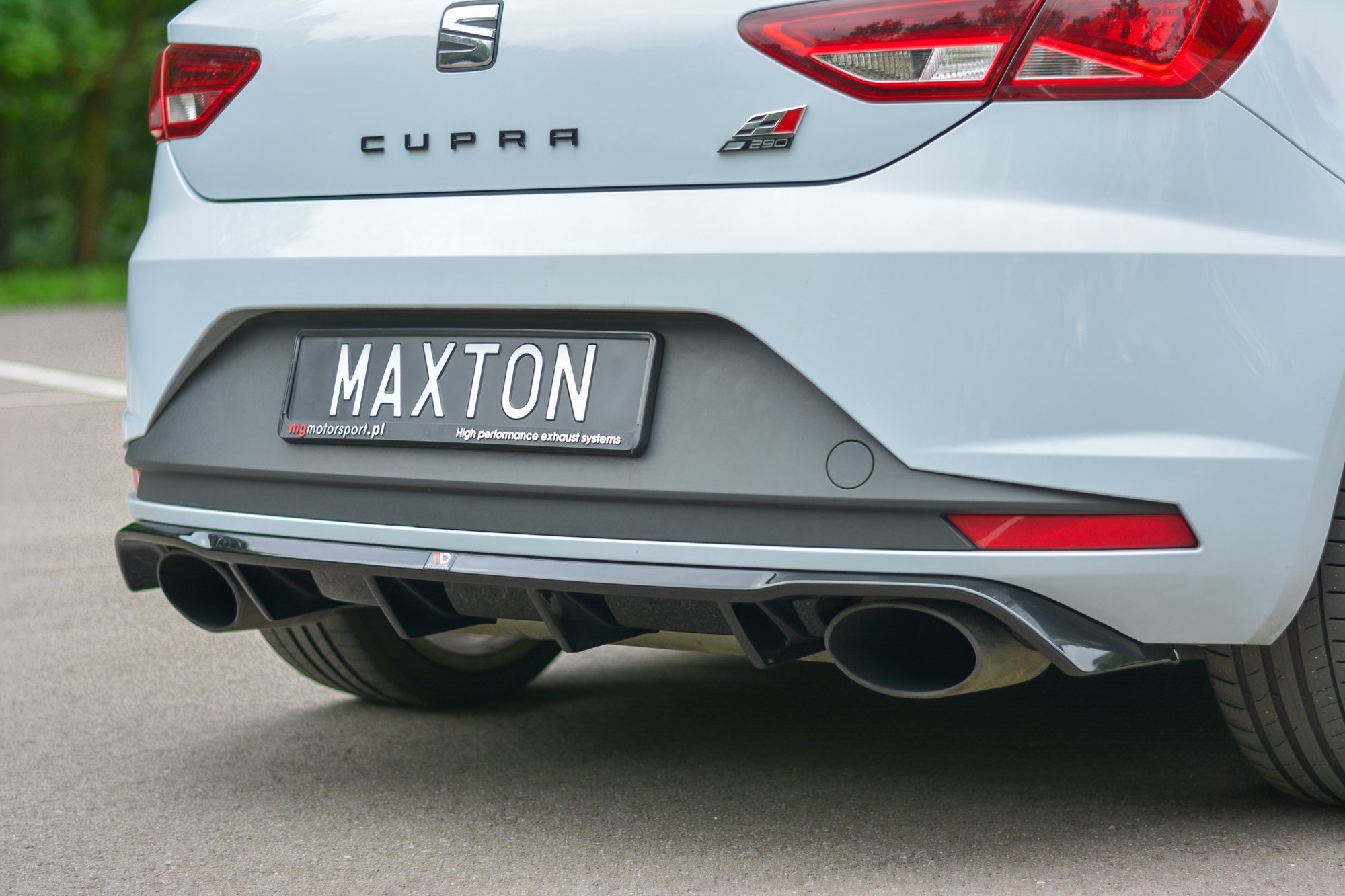 Diffusor Heck Ansatz für Seat Leon III Cupra schwarz Hochglanz