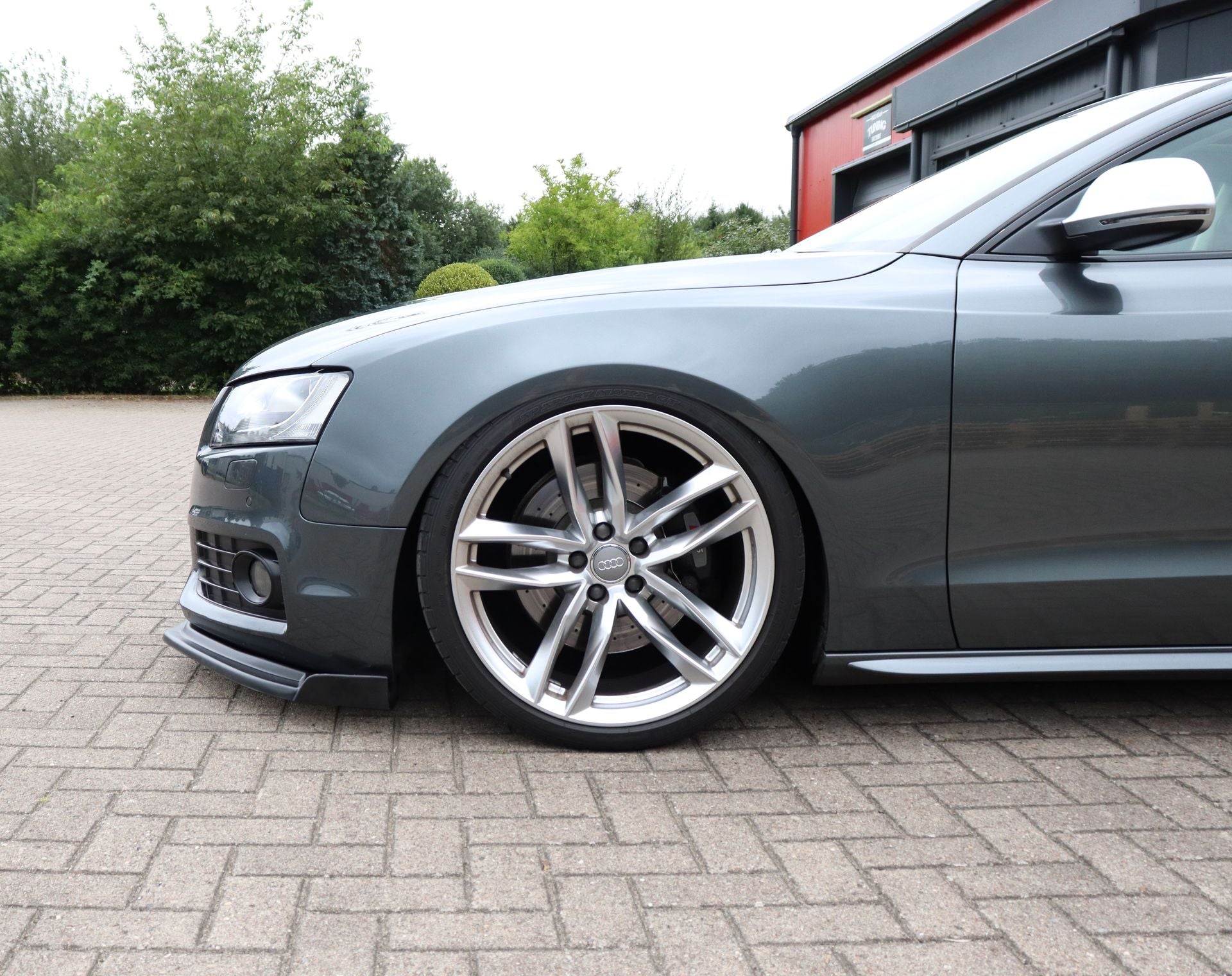 Cuplippe Frontspoilerlippe mit Wings aus ABS für Audi A5 B8 Carbon Optik