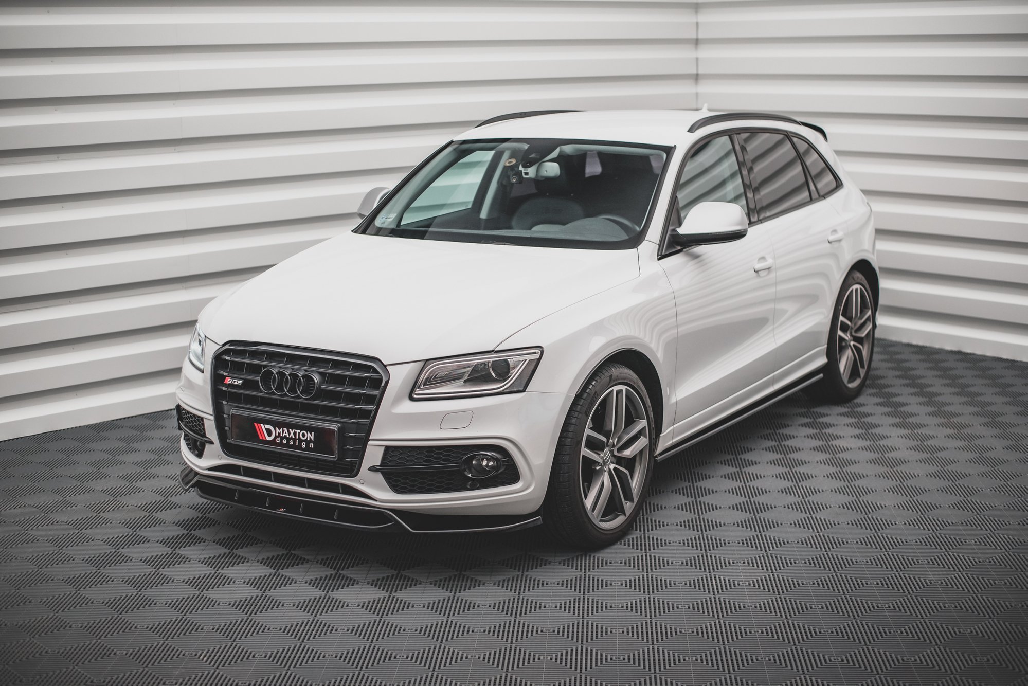 Street+ Spoilerlippe Front Ansatz passend für Audi SQ5 / Q5 S-Line Mk1 8R schwarz Hochglanz