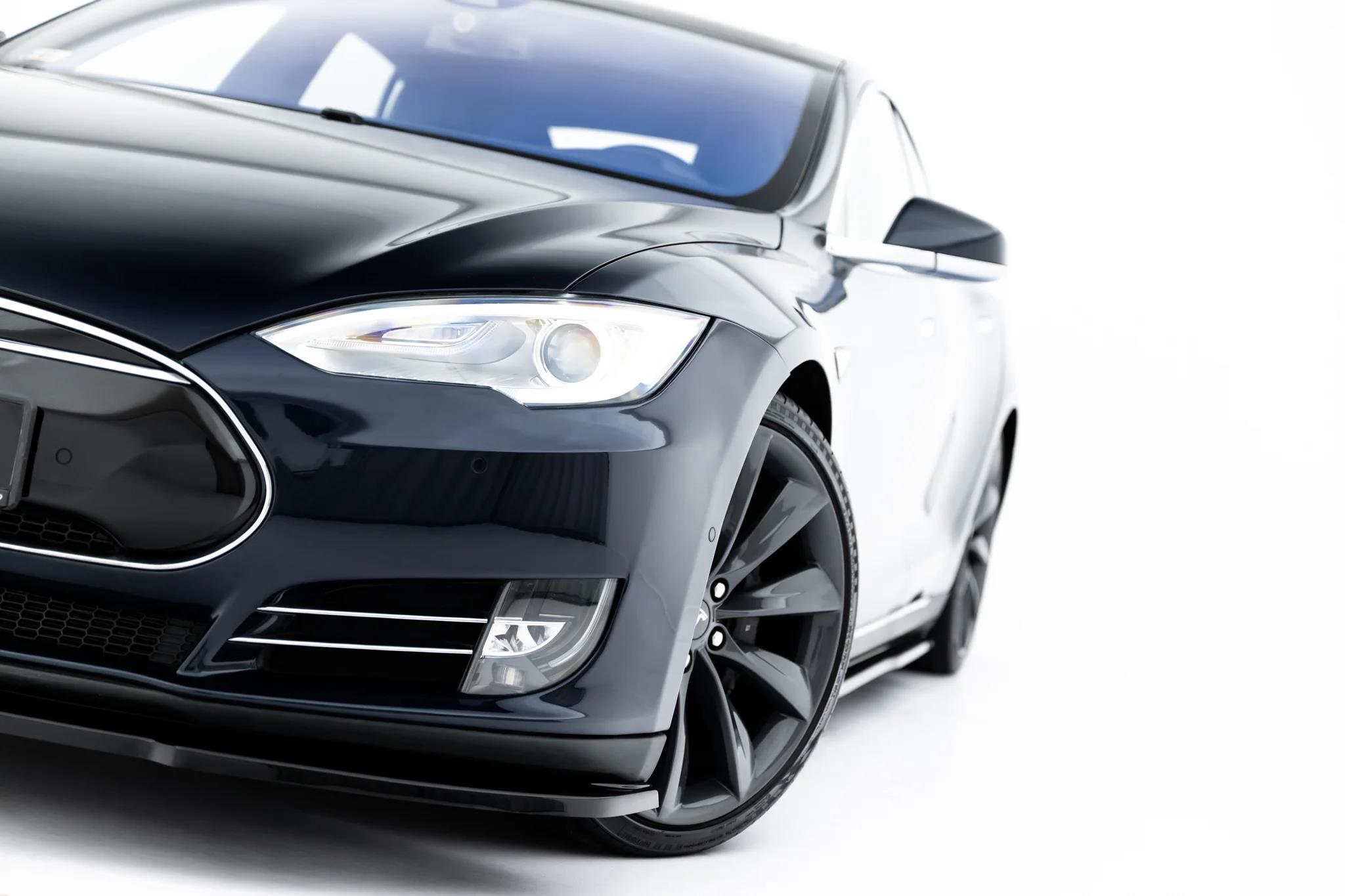 Frontlippe V.2 passend für Tesla Model S Mk1 schwarz Hochglanz