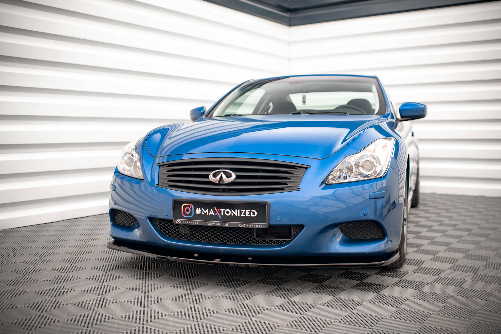 Frontlippe passend für Infiniti G37 Coupe schwarz Hochglanz