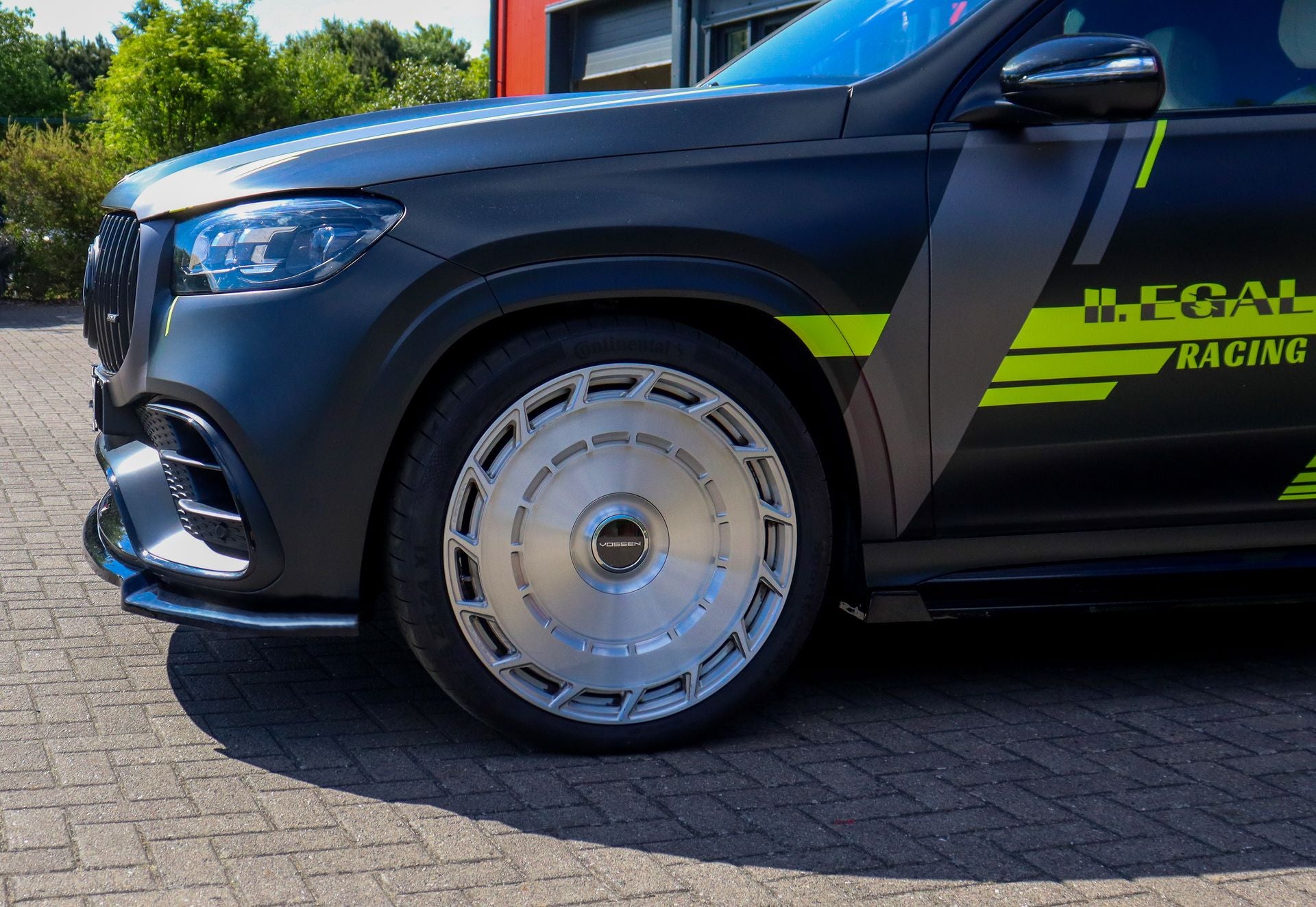 Cup Frontspoilerlippe aus ABS für Mercedes GLS 63 AMG 4 Matic Carbon Optik