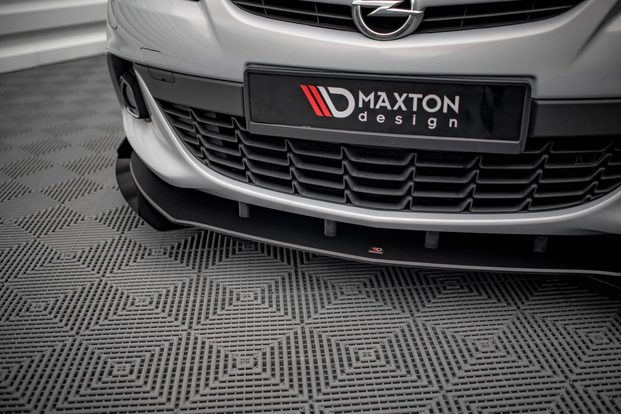 Street Pro Spoilerlippe Front Ansatz + Flaps V.1 passend für Opel Astra GTC OPC-Line J schwarz Hochglanz