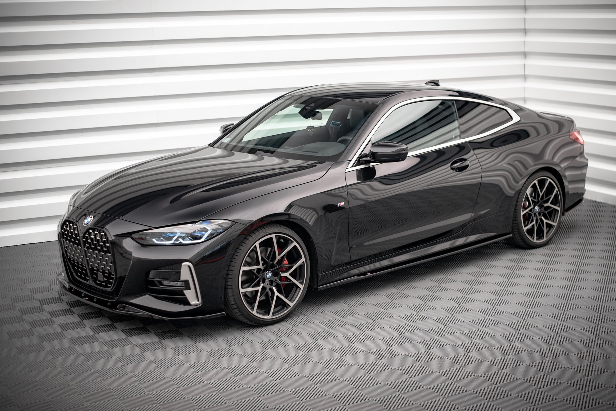 Street+ Seitenschweller Leisten V.1 passend für BMW 4er M-Paket / M440i G22 / G23 / G22 FL / G23 FL schwarz Hochglanz