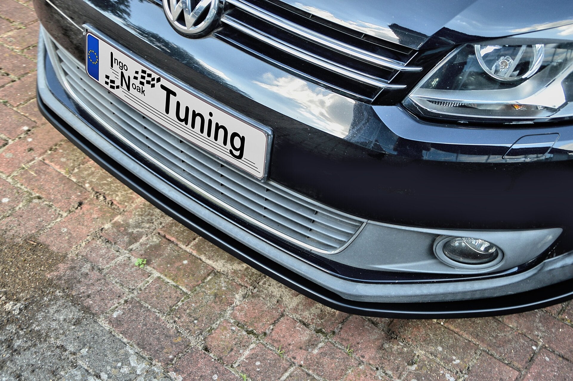 CUP Frontspoilerlippe für VW Touran Facelift 1T GP2 Schwarz Matt
