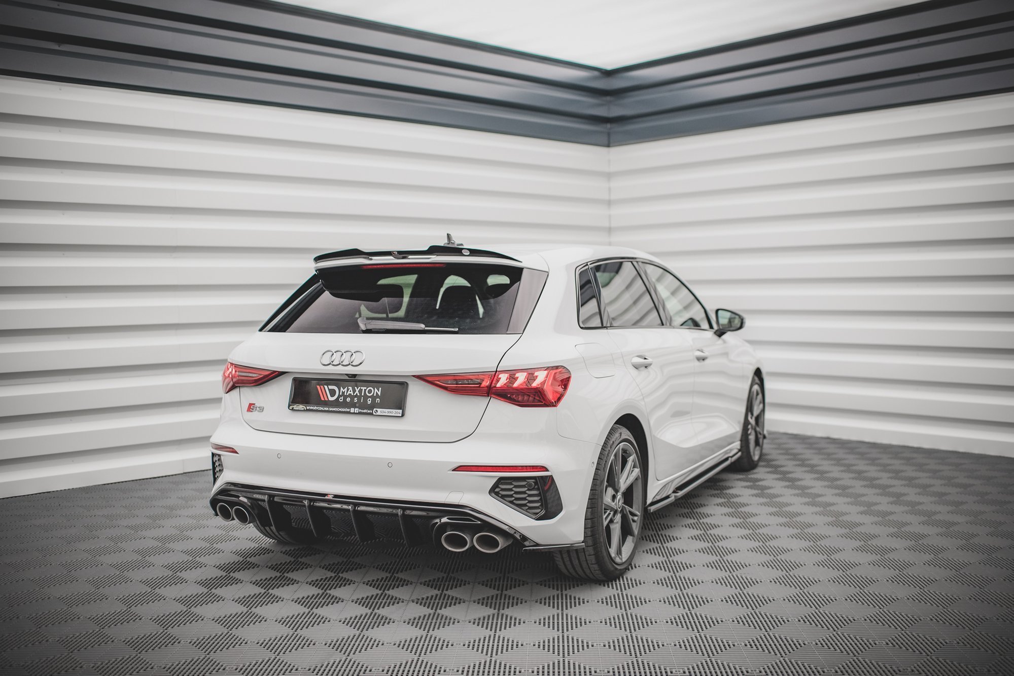 Street+ Heck Ansatz Diffusor passend für Audi S3 Sportback 8Y schwarz Hochglanz