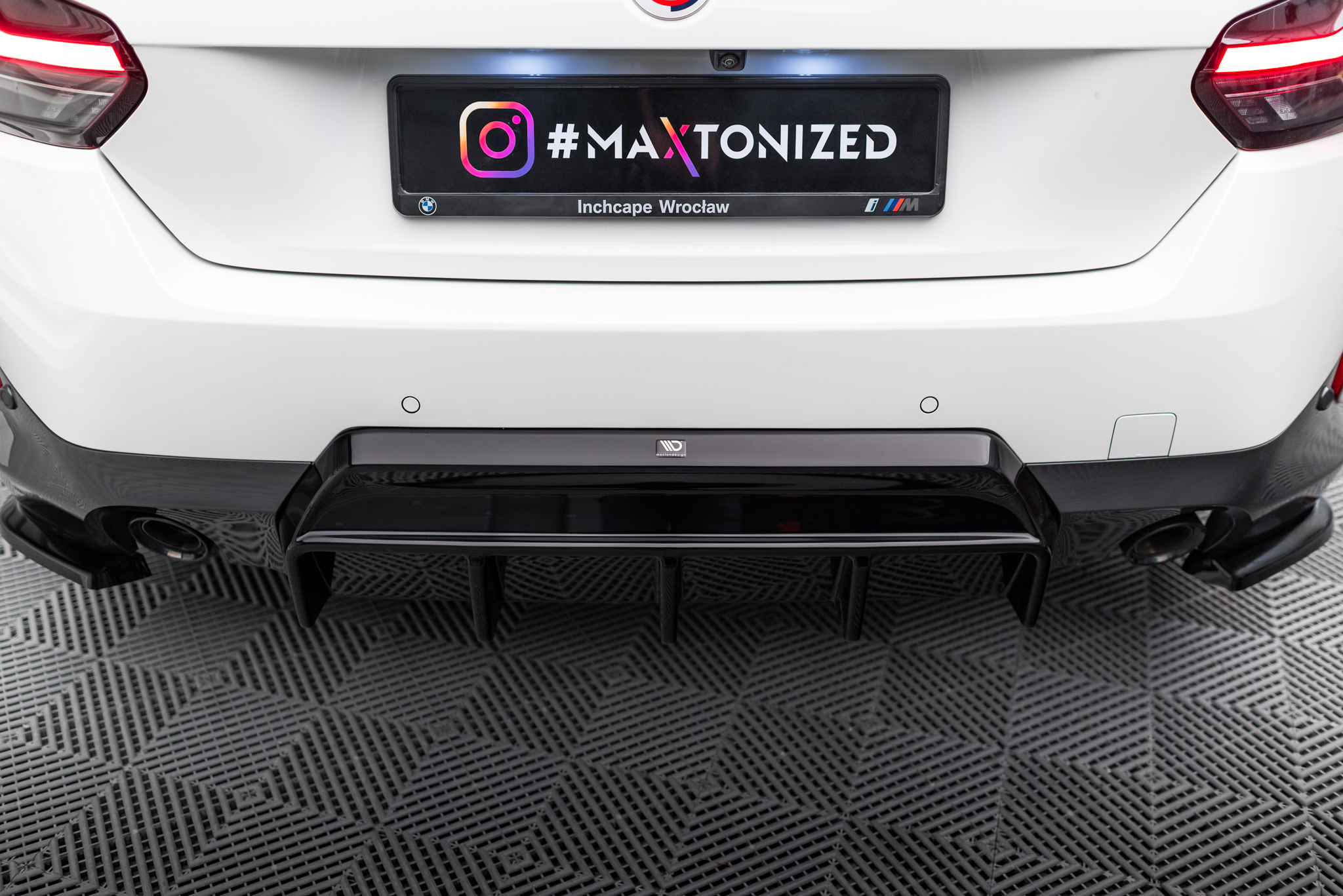 Street+ Heck Ansatz Diffusor passend für BMW M240i Coupe G42 schwarz Hochglanz