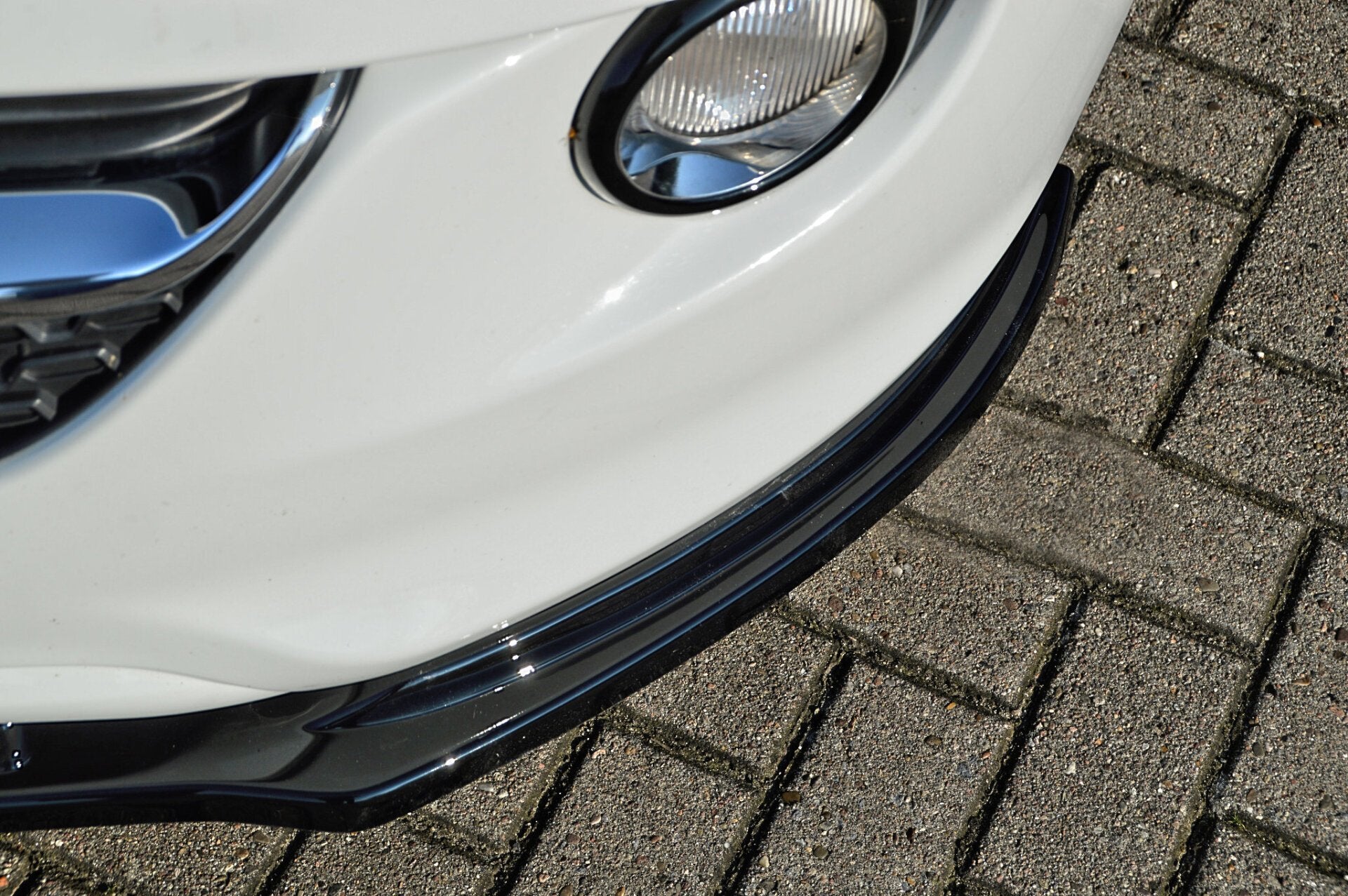 Cup Frontspoilerlippe für Opel Adam ab Bj. 2012 Schwarz Glanz