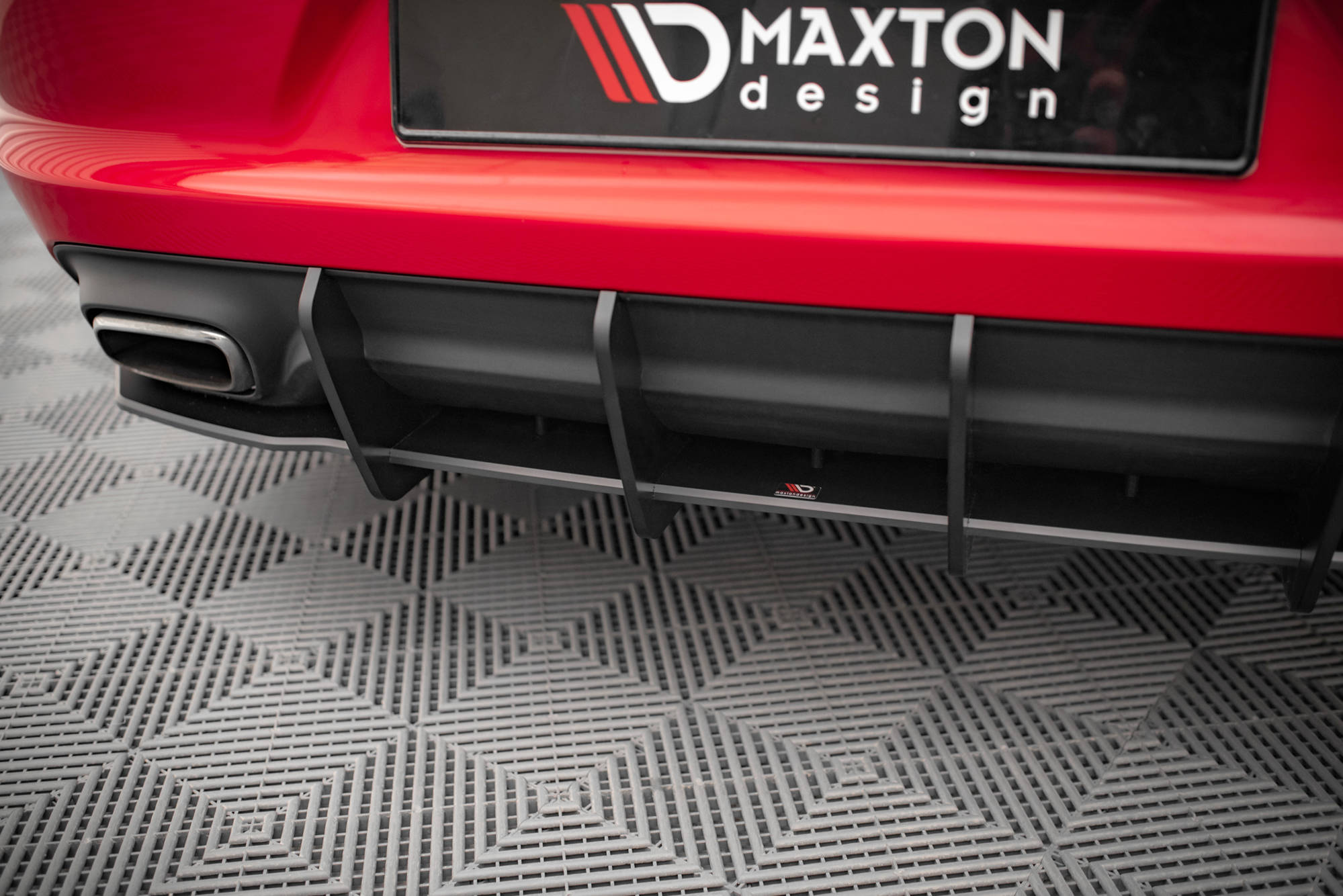 Street Pro Heckschürze Heck Ansatz Diffusor passend für Dodge Charger RT Mk7 FL rot