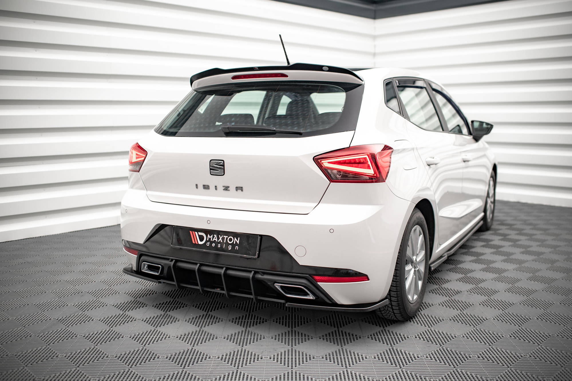 Street Pro Heckschürze Heck Ansatz Diffusor passend für Seat Ibiza FR/ Standard Mk5