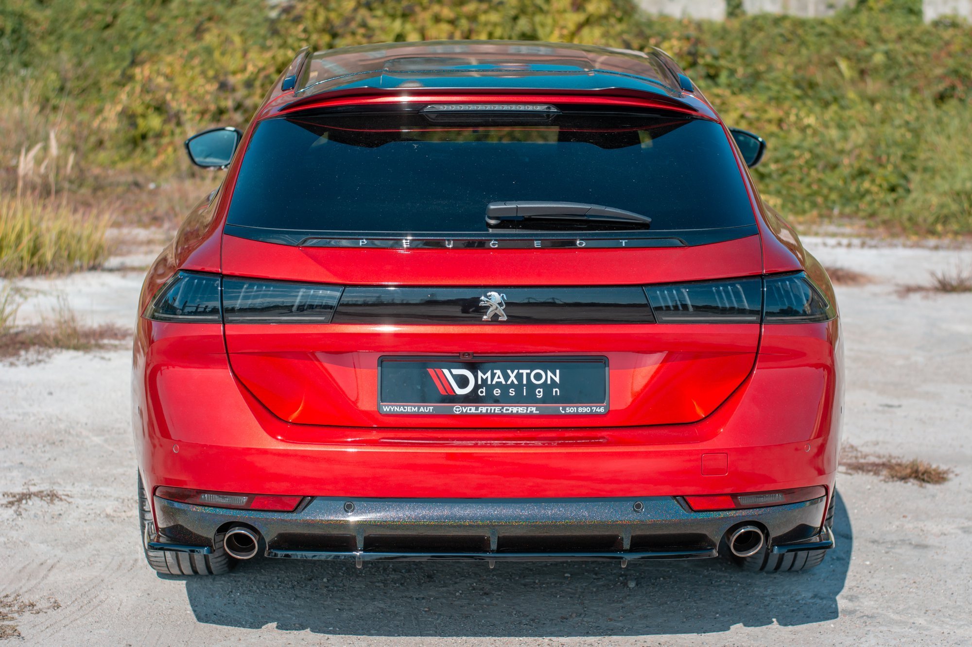Heckansatz mit einem vertikalem balken Peugeot 508 BenzinMk2 schwarz Hochglanz