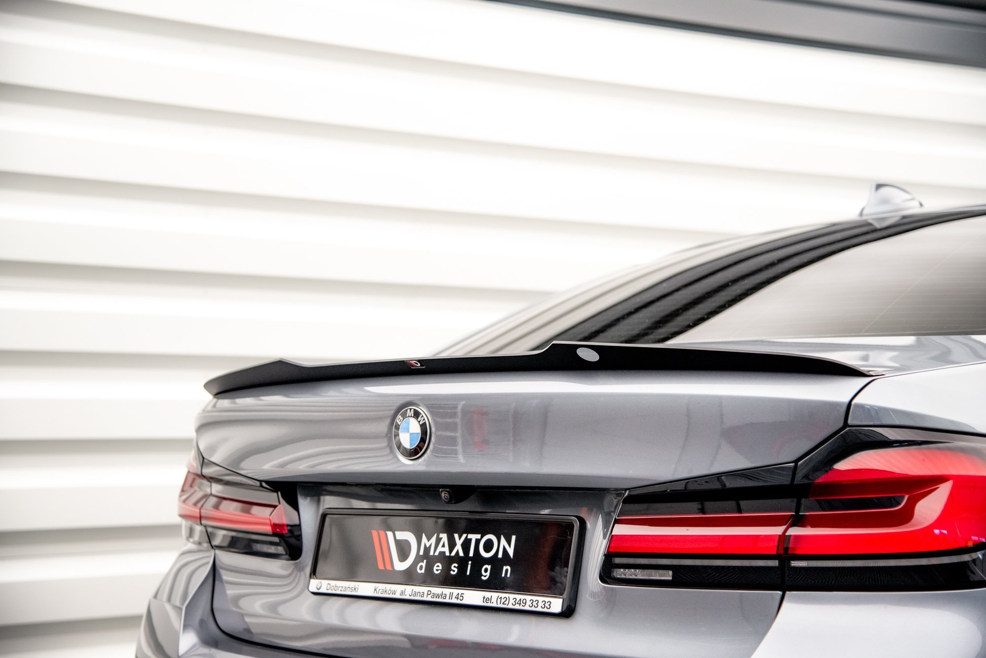 Heck Spoiler Aufsatz Abrisskante V.2 passend für BMW 5er Standard / M-Paket Limousine G30 / G31 schwarz Hochglanz
