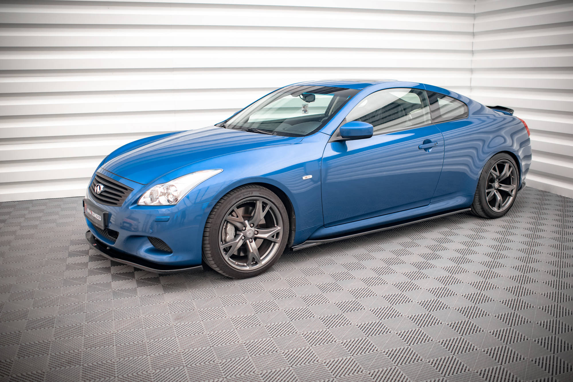 Seitenschweller Ansatz Paar passend für Infiniti G37 Coupe schwarz Hochglanz