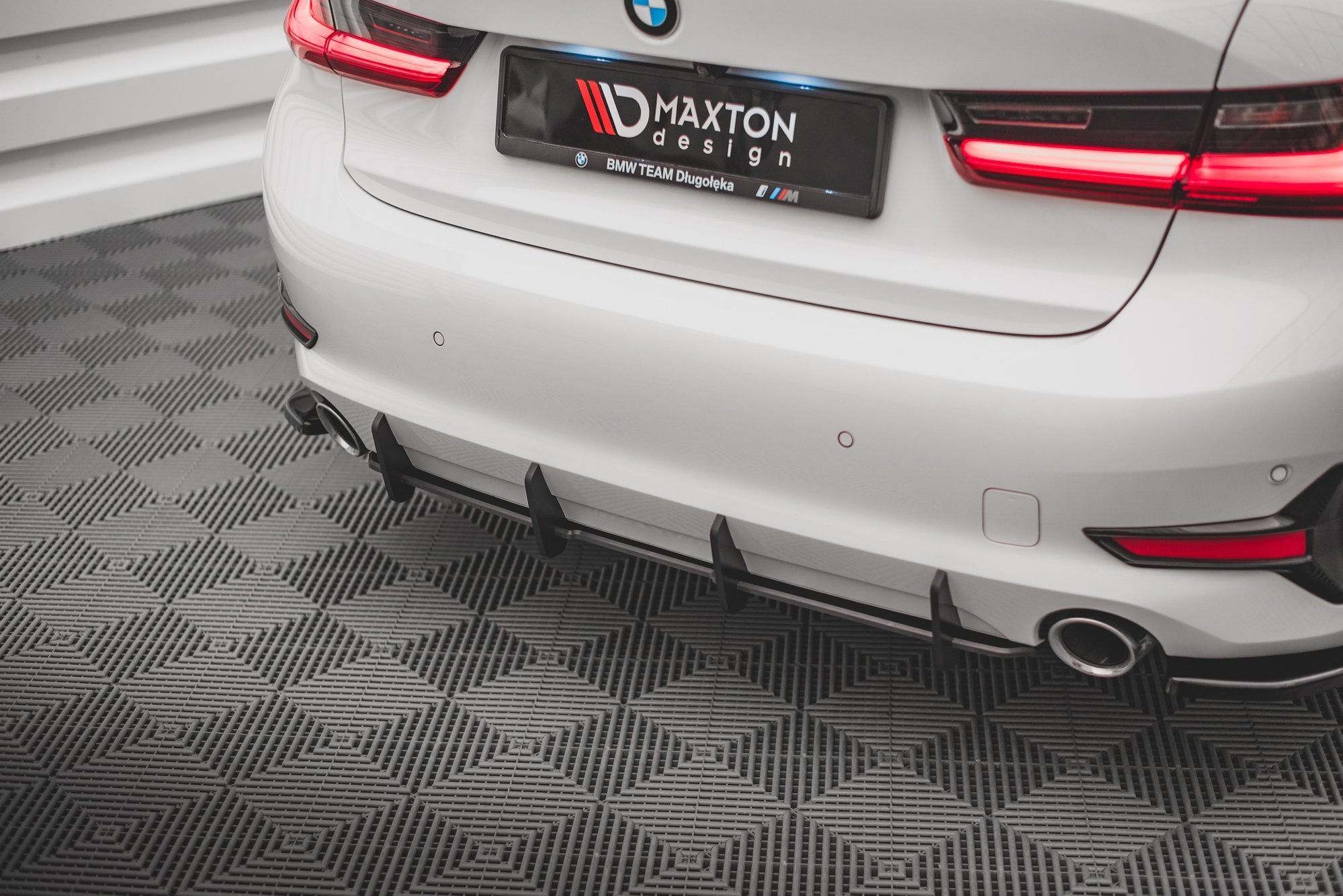 Street Pro Heckschürze Heck Ansatz Diffusor passend für BMW 3er G20 / G21 rot