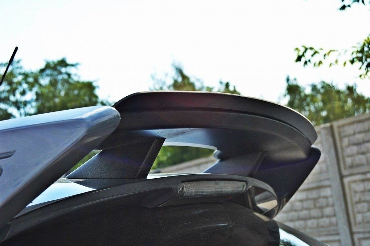 Spoiler CAP V.1 für Ford Focus RS Mk3 schwarz Hochglanz