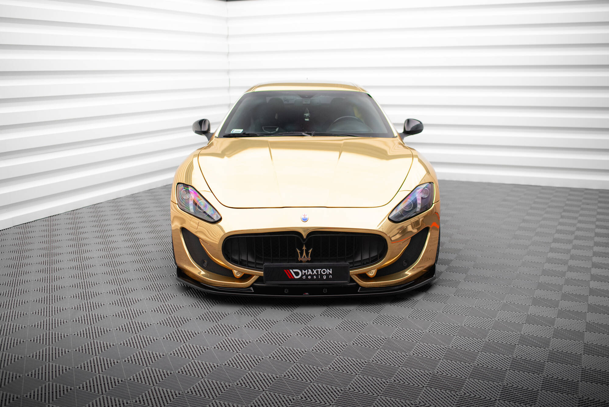 Frontlippe V.1 passend für Maserati Granturismo Mk1 FL schwarz Hochglanz