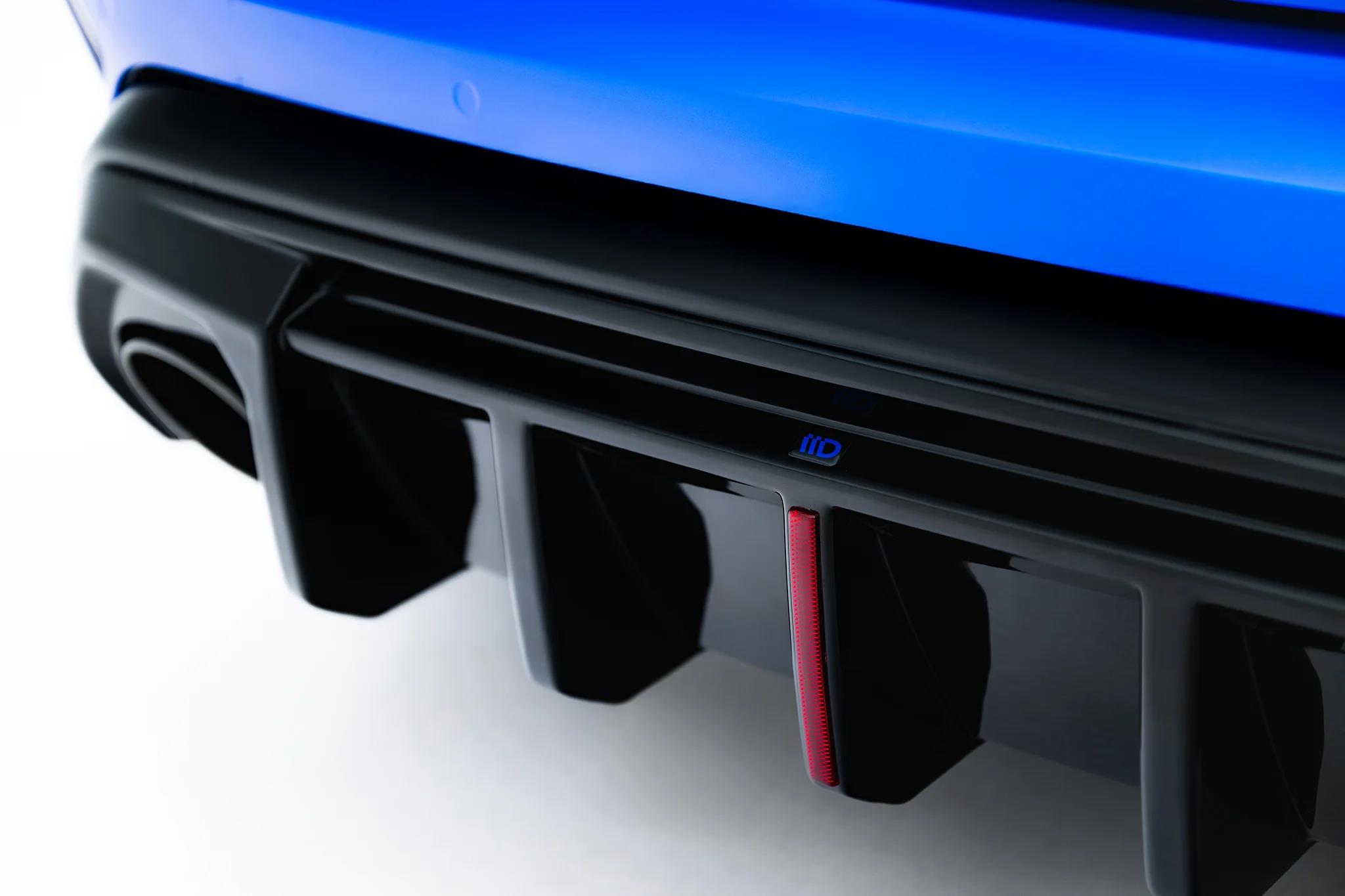Heckansatz Diffusor passend für Audi RS3 8Y Sportback+Limo 8Y Facelift Version mit Originalreflektor schwarz Hochglanz