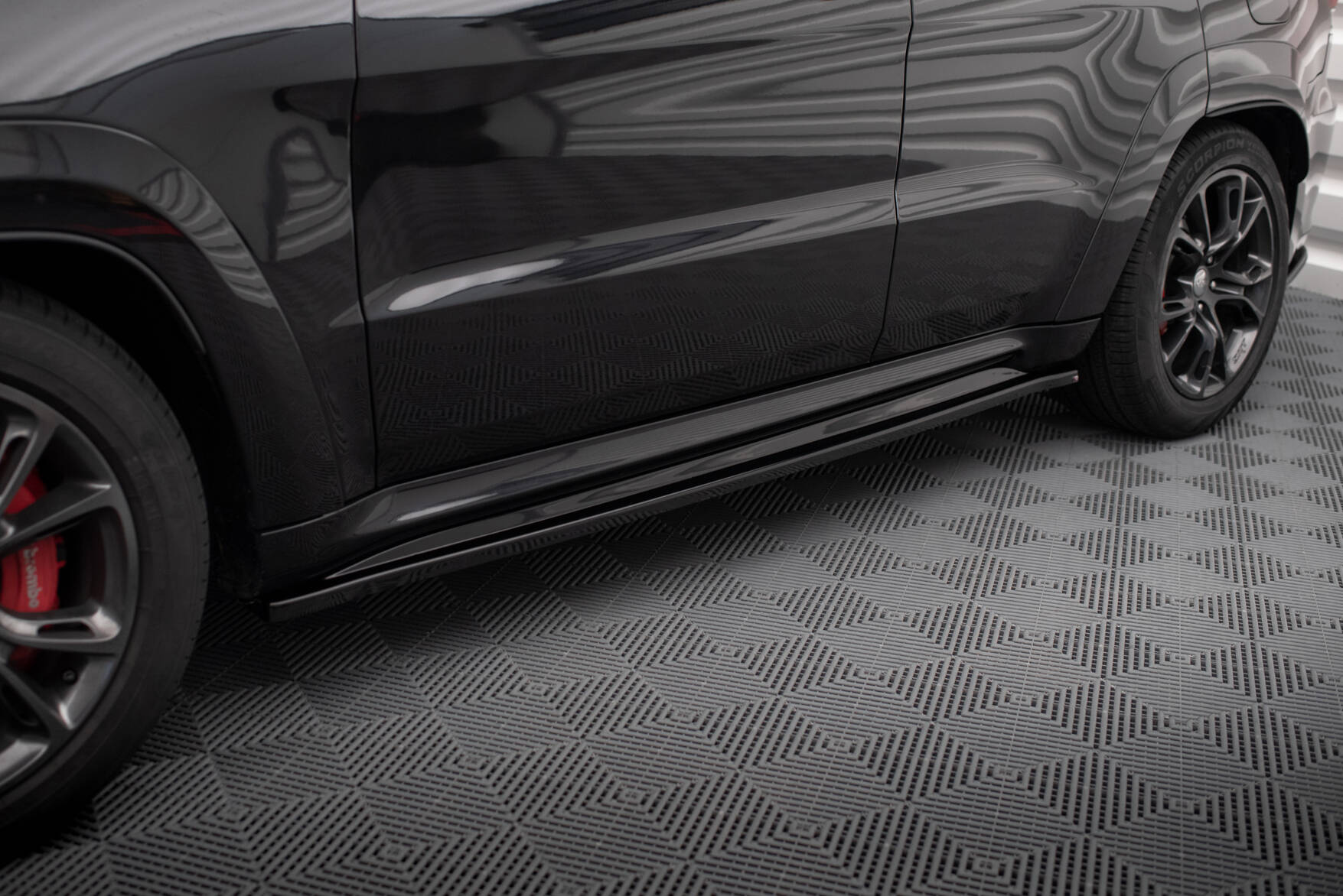 Street+ Seitenschweller Leisten passend für Jeep Grand Cherokee SRT WK2 FL schwarz Hochglanz
