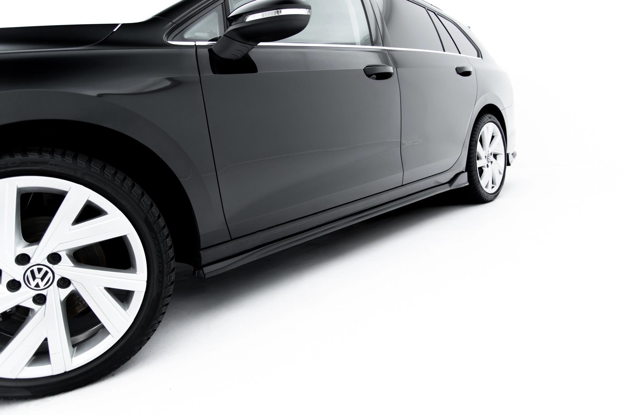 Seitenschweller Ansatz Paar passend für VW Golf Variant Mk8 Facelift schwarz Hochglanz