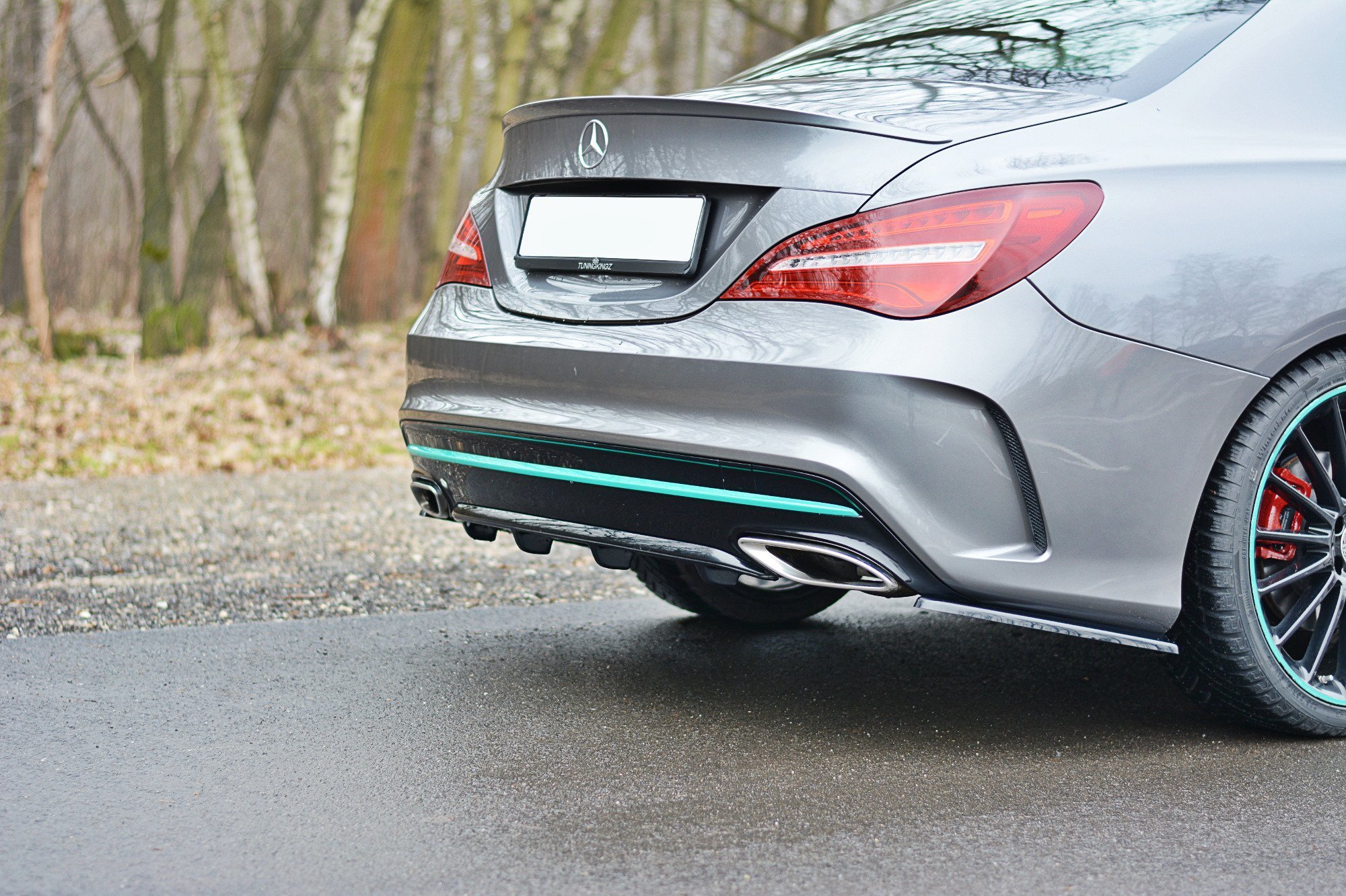 Diffusor Heck Ansatz für Mercedes CLA C117 AMG-LINE FACELIFT schwarz Hochglanz