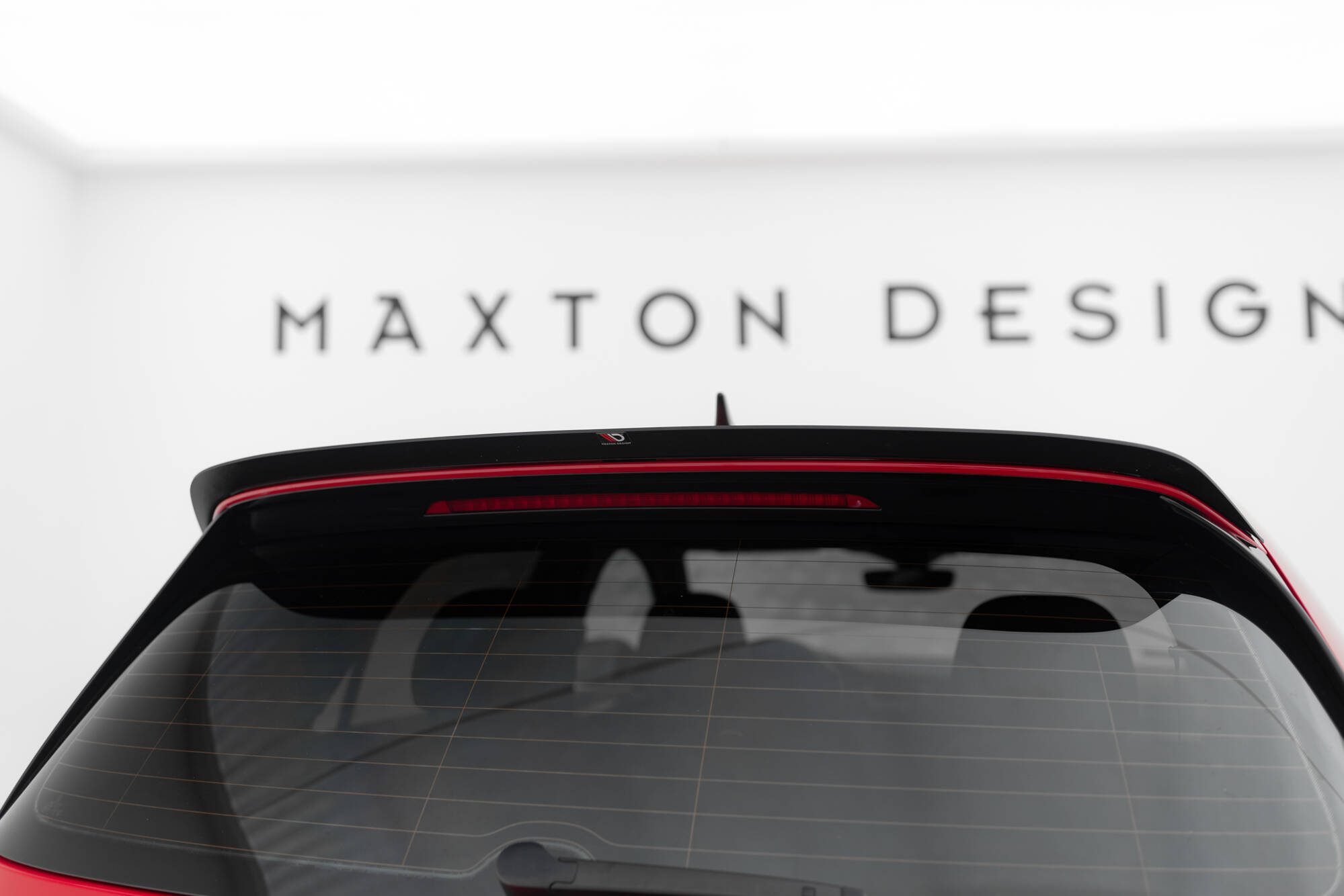 Spoiler CAP V.1 für VW Golf R / R-Line / GTI / GTD Mk7 / Mk7 Facelift schwarz Hochglanz