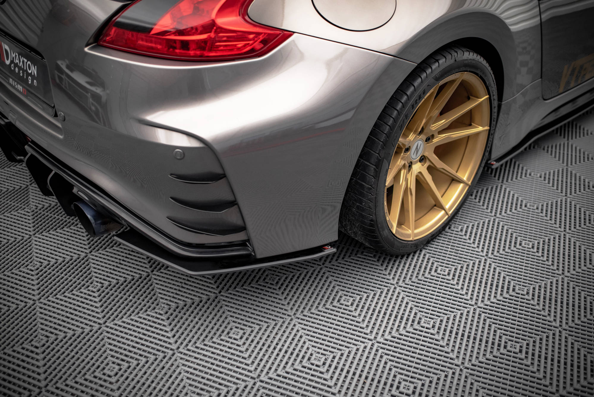 Street Pro Heck Ansatz Flaps passend für Nissan 370Z Nismo FL rot