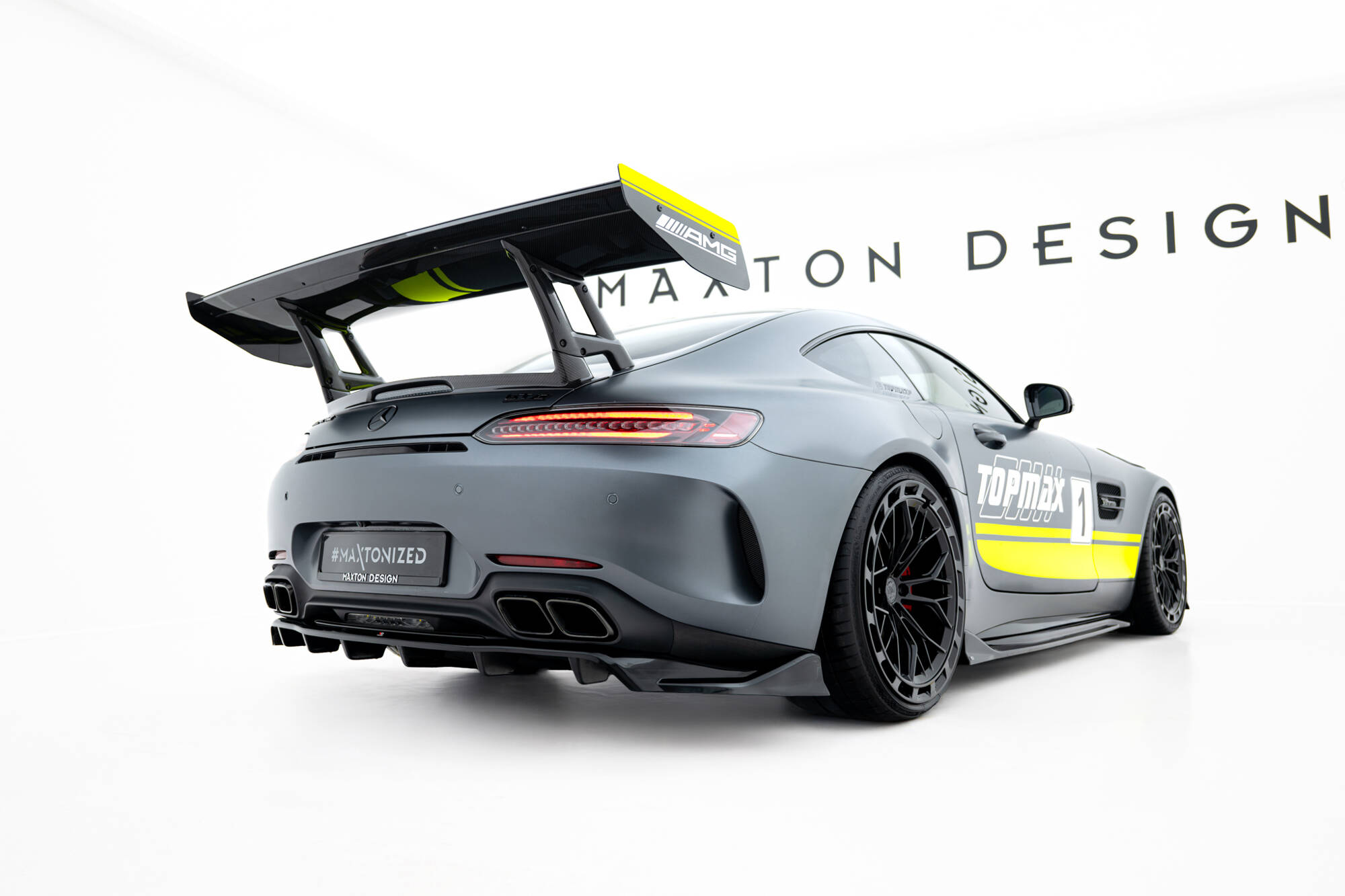 Street+ Mittlerer Diffusor RACE Heck Ansatz passend für Mercedes-AMG GT C C190 FL schwarz Hochglanz
