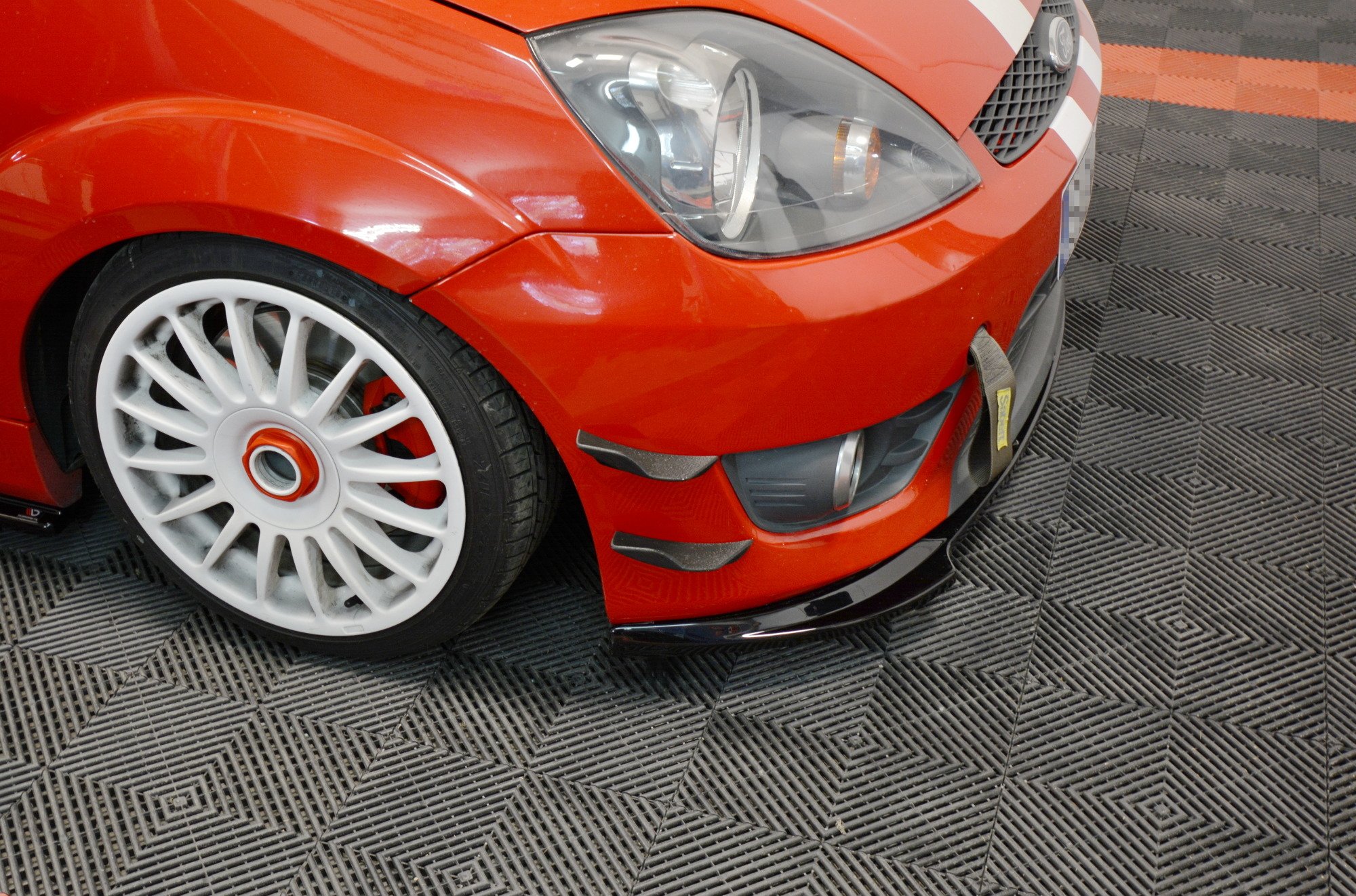 Street+ Spoilerlippe Front Ansatz V.1 passend für Ford Fiesta ST Mk6 schwarz Hochglanz
