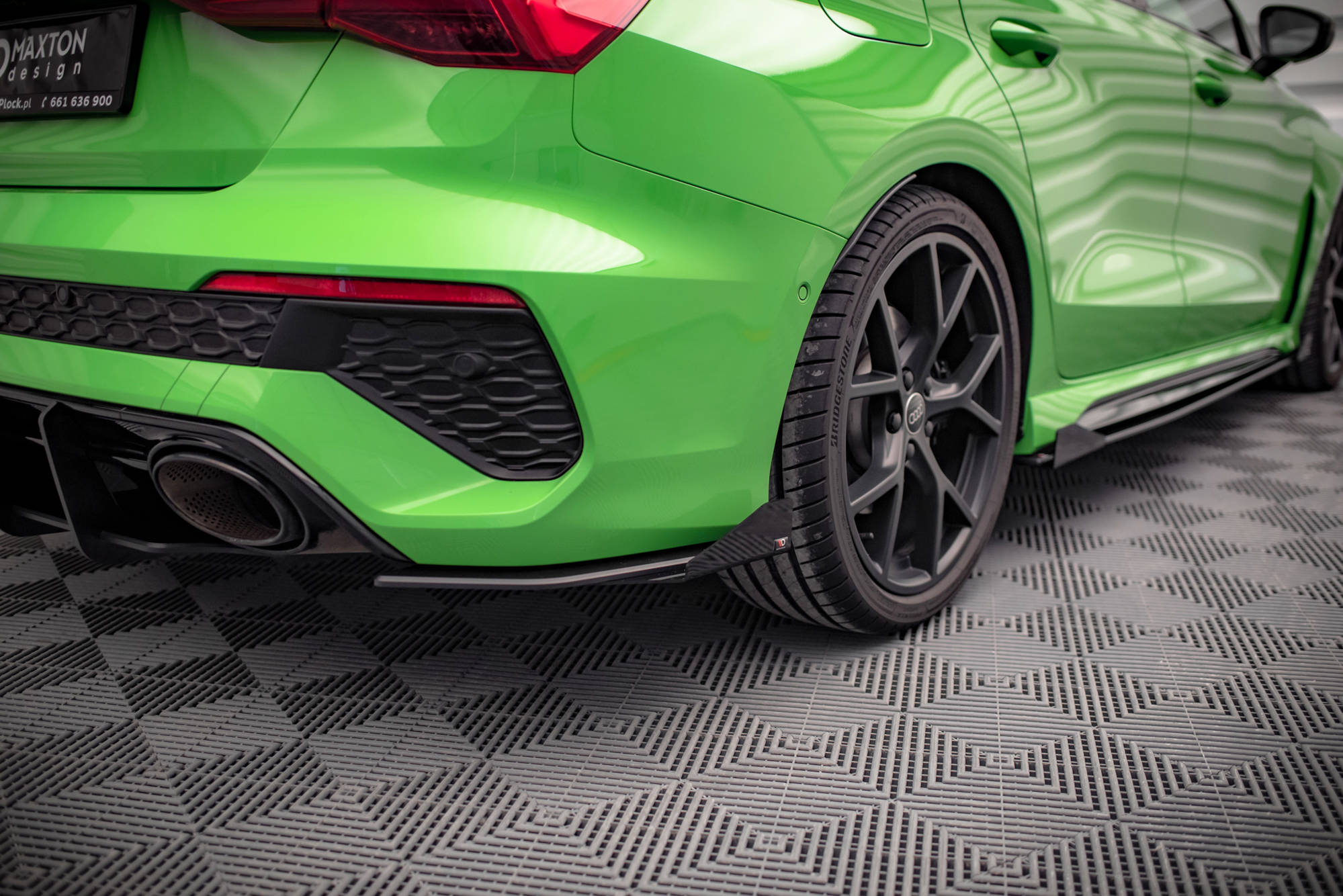 Street Pro Heck Ansatz Flaps passend für Audi RS3 Limousine 8Y schwarz Hochglanz