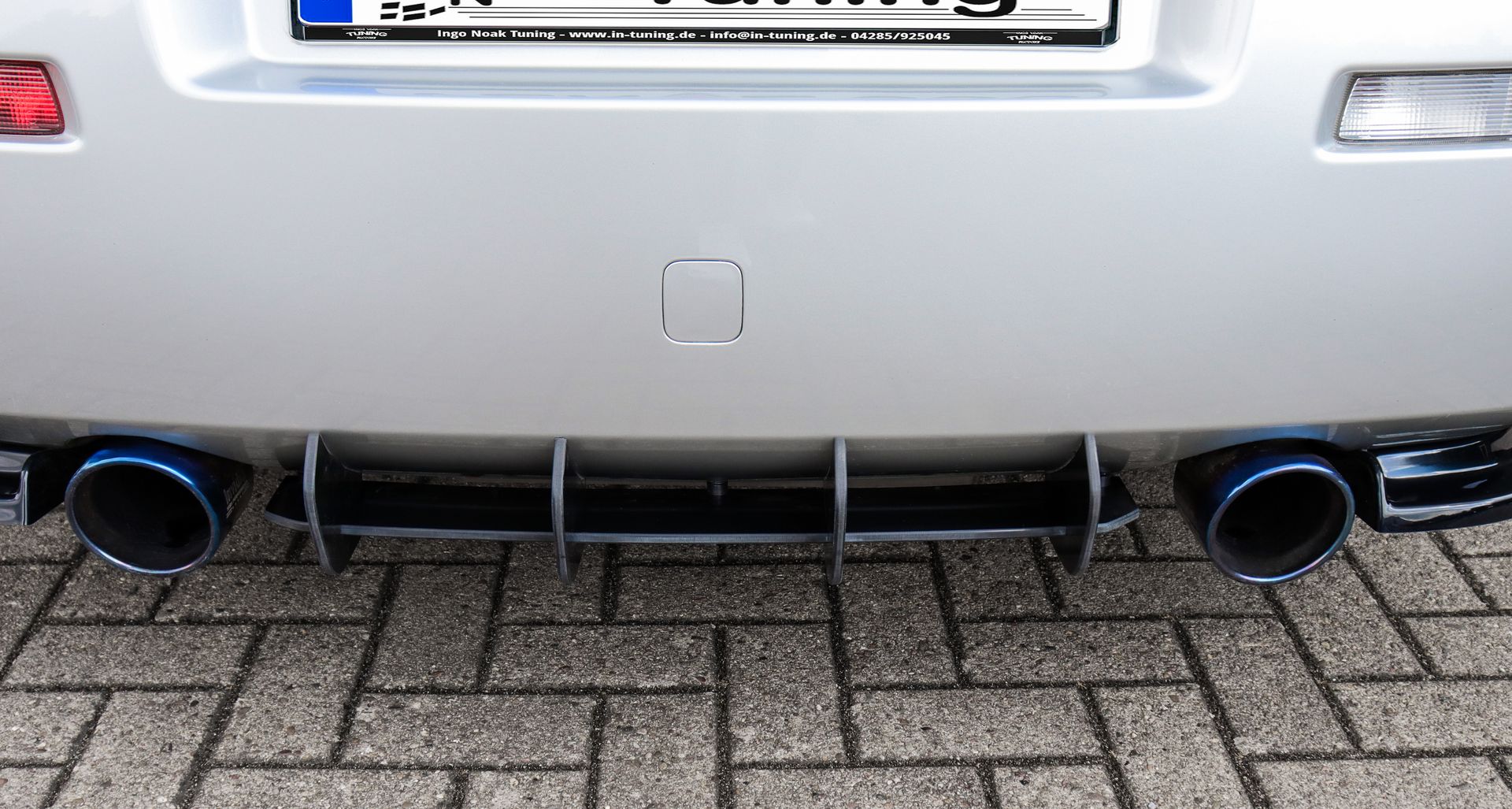 Gefräster Heckansatz mit Finnen aus ABS für Nissan 350Z Coupe+Roadster