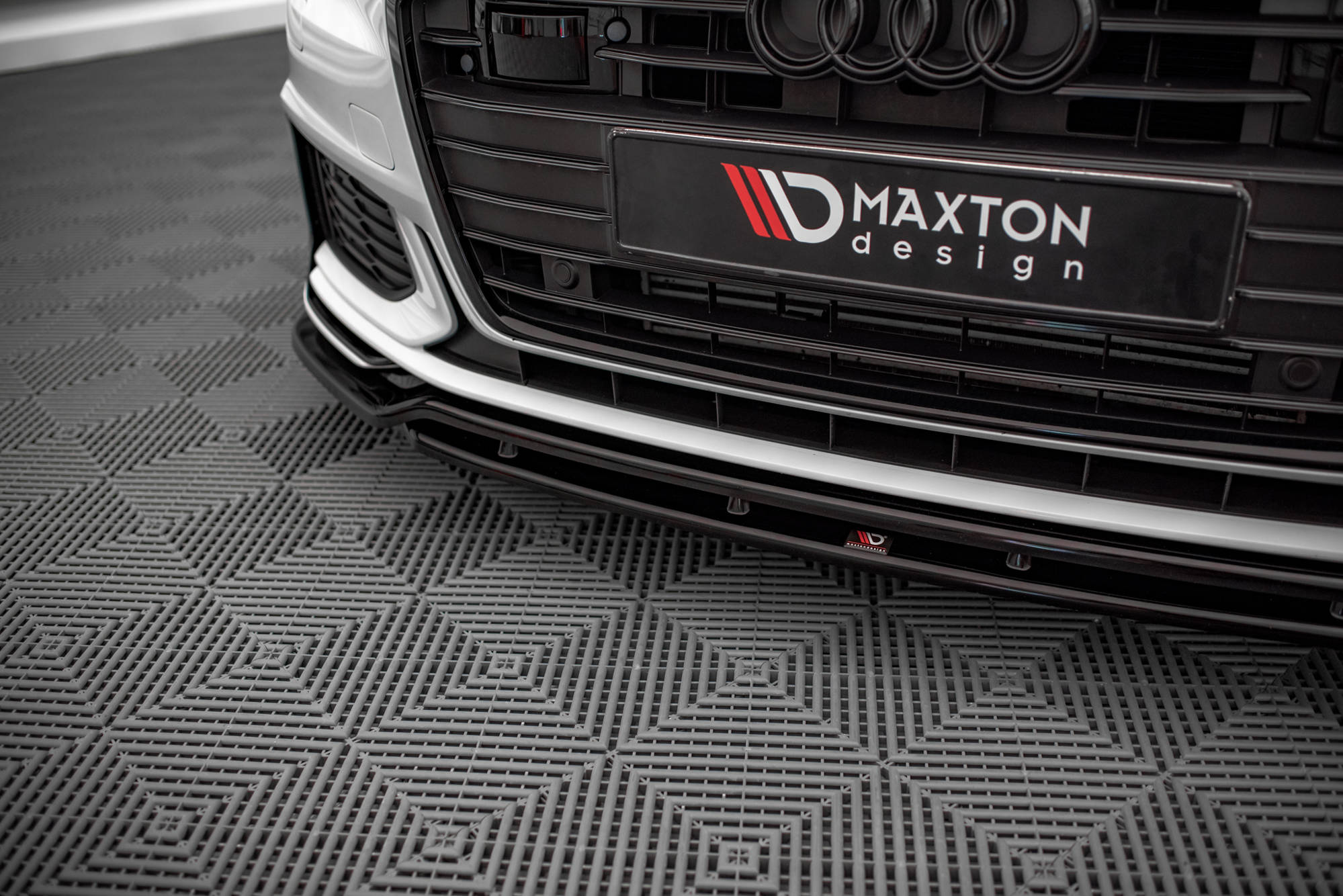 Street+ Spoilerlippe Front Ansatz V.3 passend für Audi A6 S-Line / S6 C8 / C8 FL schwarz Hochglanz