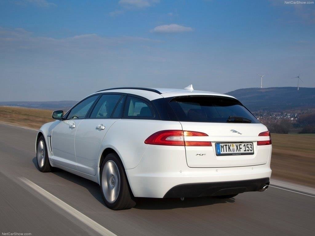Heck Ansatz Flaps Diffusor für JAGUAR XF X250 SPORTBRAKE schwarz Hochglanz