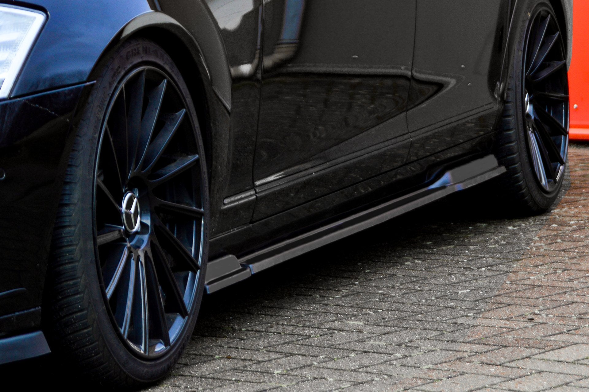 Bodykit für Mercedes S-Klasse V221 Langversion Schwarz Matt
