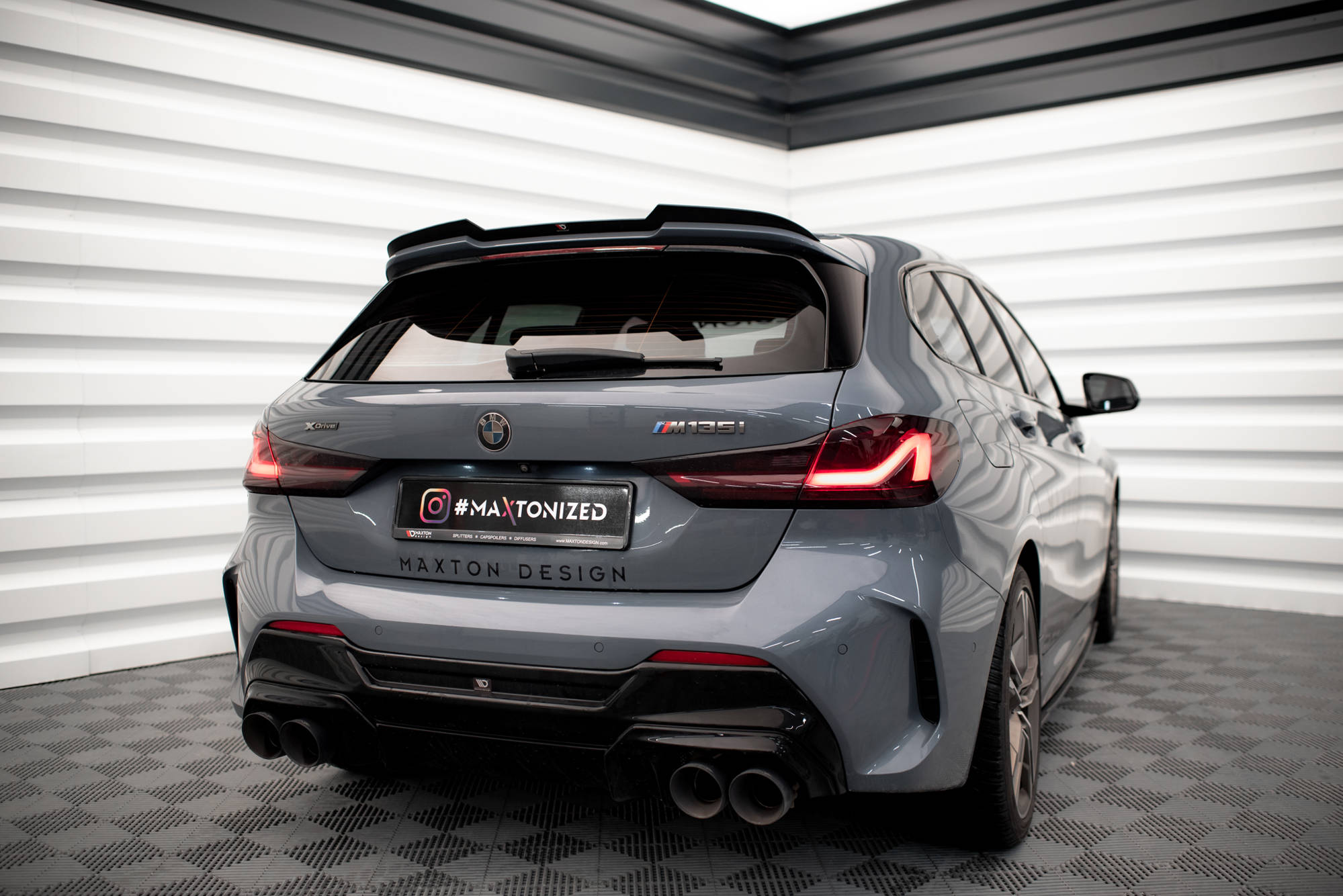Heck Spoiler Aufsatz Abrisskante V.2 passend für BMW 1er M135i / 128ti / M-Paket F40 schwarz Hochglanz