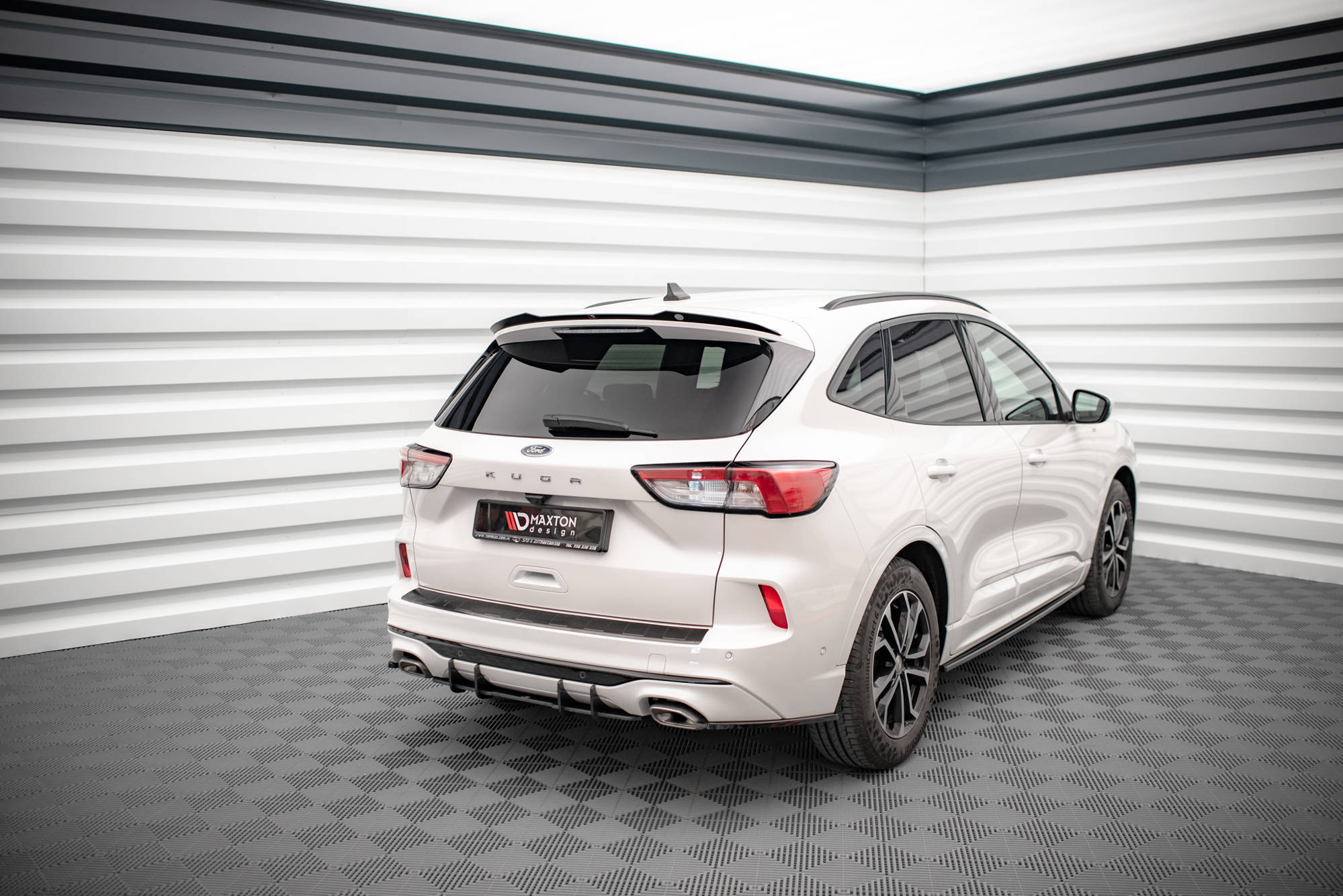 Street Pro Heckschürze Heck Ansatz Diffusor passend für Ford Kuga ST-Line Mk3 rot