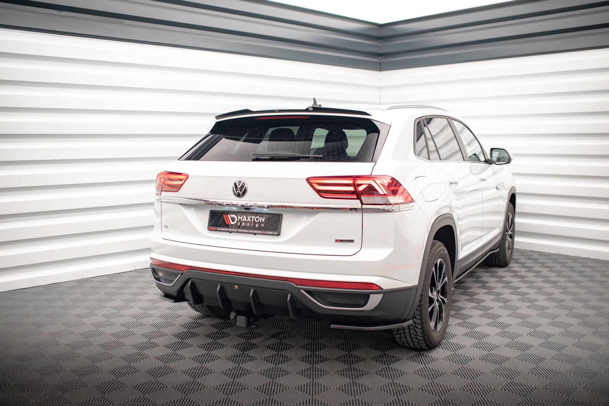 Street+ Heck Ansatz Flaps passend für VW Atlas Cross schwarz Hochglanz