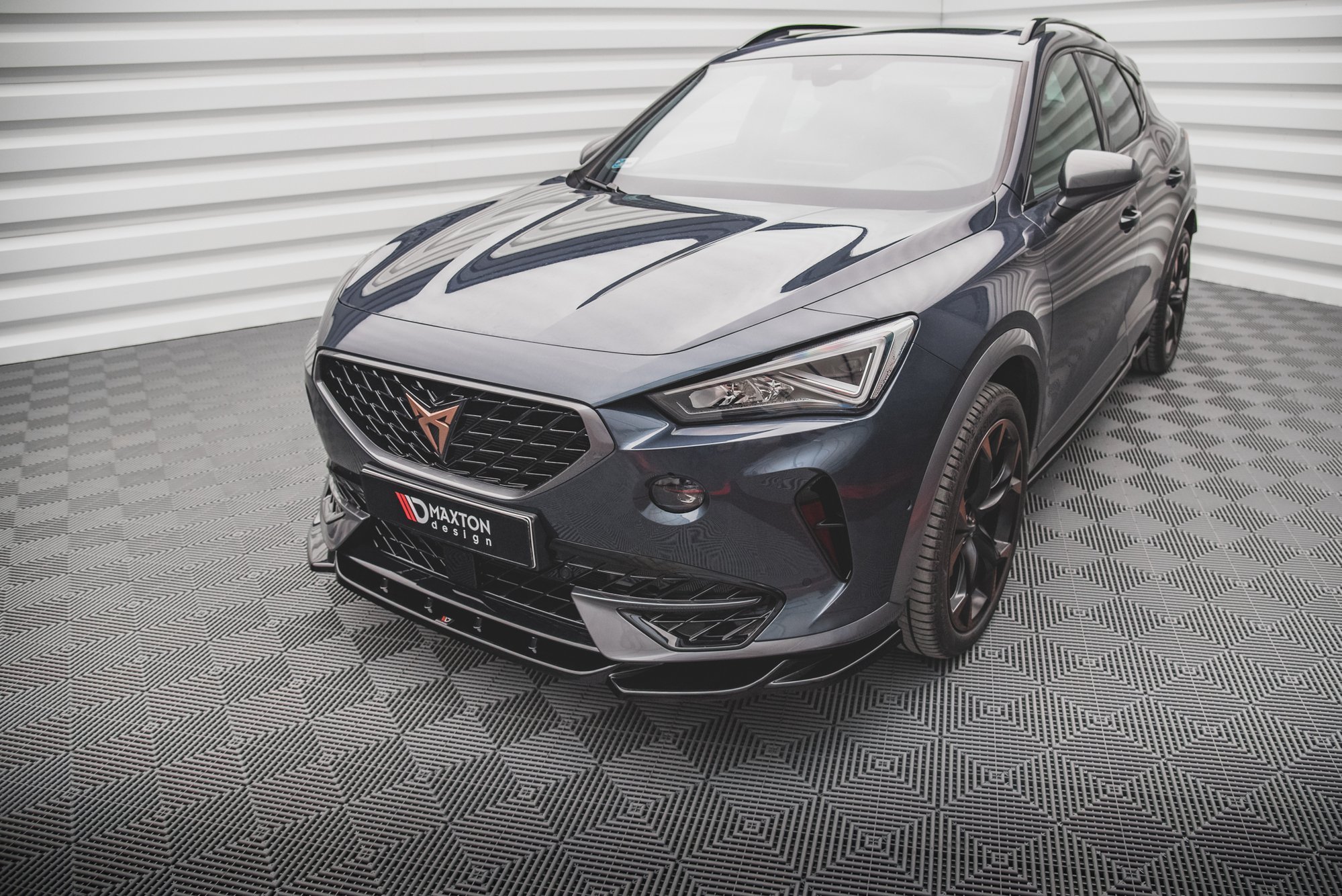 Frontlippe V.1 passend für CUPRA Formentor schwarz Hochglanz