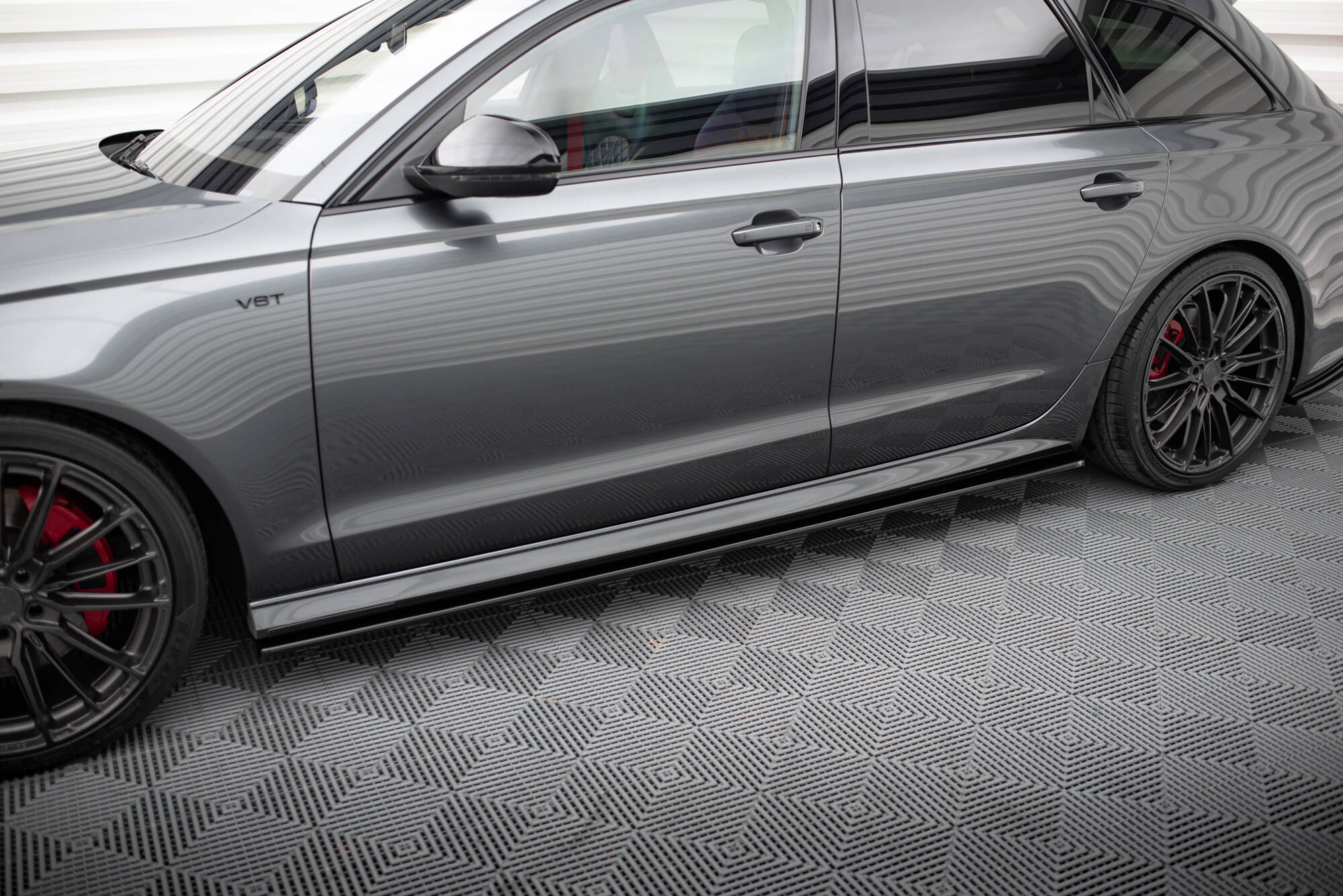 Seitenschweller Ansatz für V.1 für Audi A6 / A6 C7 S-line/ S6 C7 Facelift schwarz Hochglanz