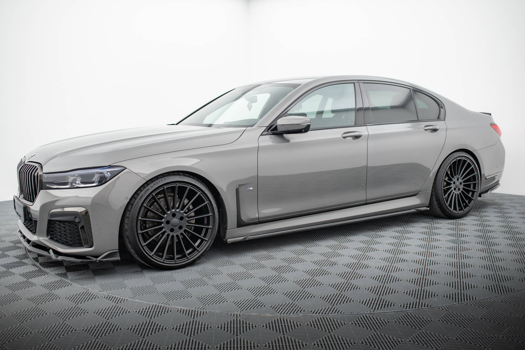 Street+ Seitenschweller Leisten V.2 passend für BMW 7 M-Paket G11 schwarz Hochglanz