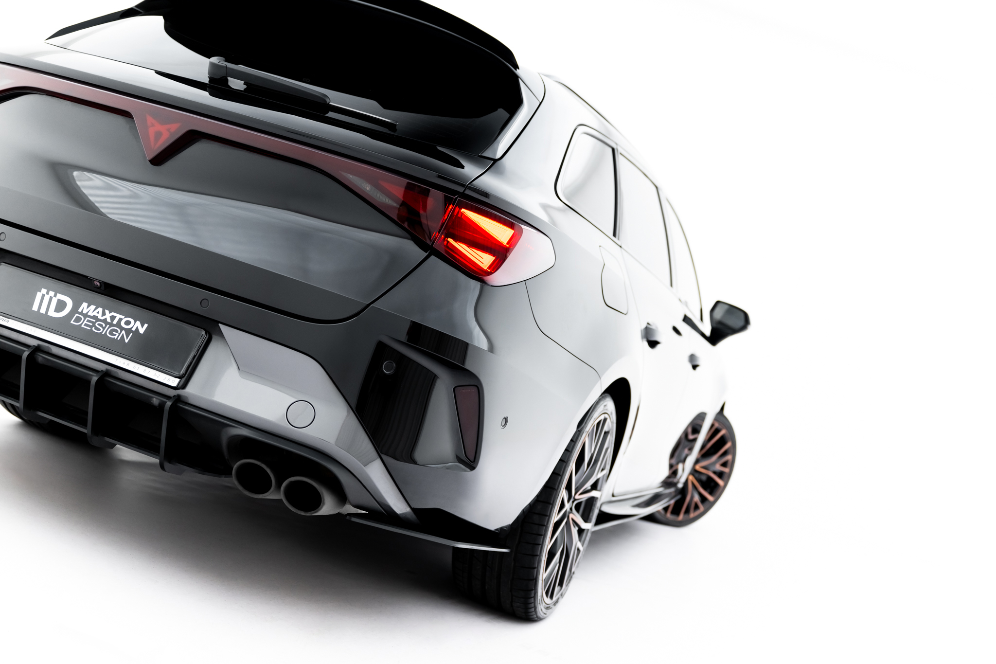 Diffusor Flaps passend für CUPRA Leon ST Mk1 FL roter Kern