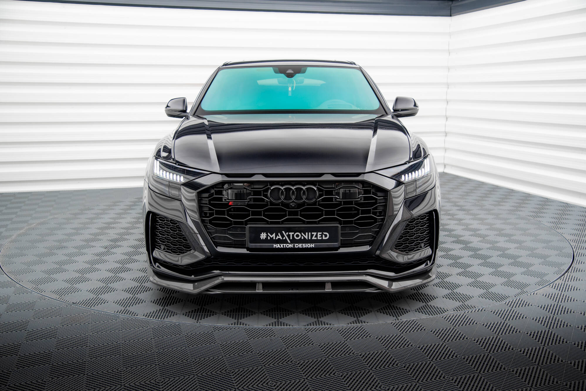 Carbon Fiber Spoilerlippe Front Ansatz passend für Audi RSQ8 Mk1