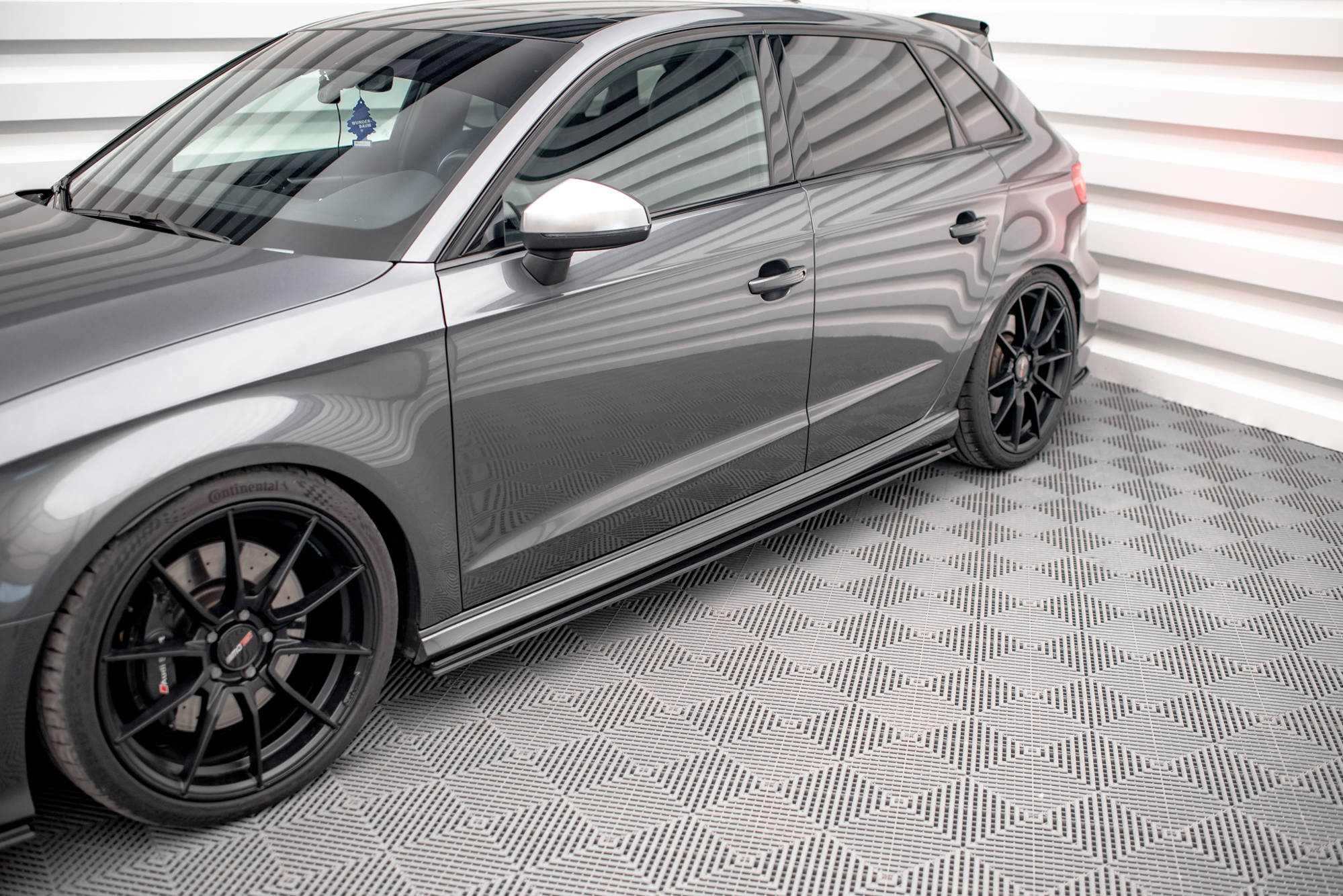 Street Pro Seitenschweller Leisten passend für Audi S3 Sportback 8V FL rot