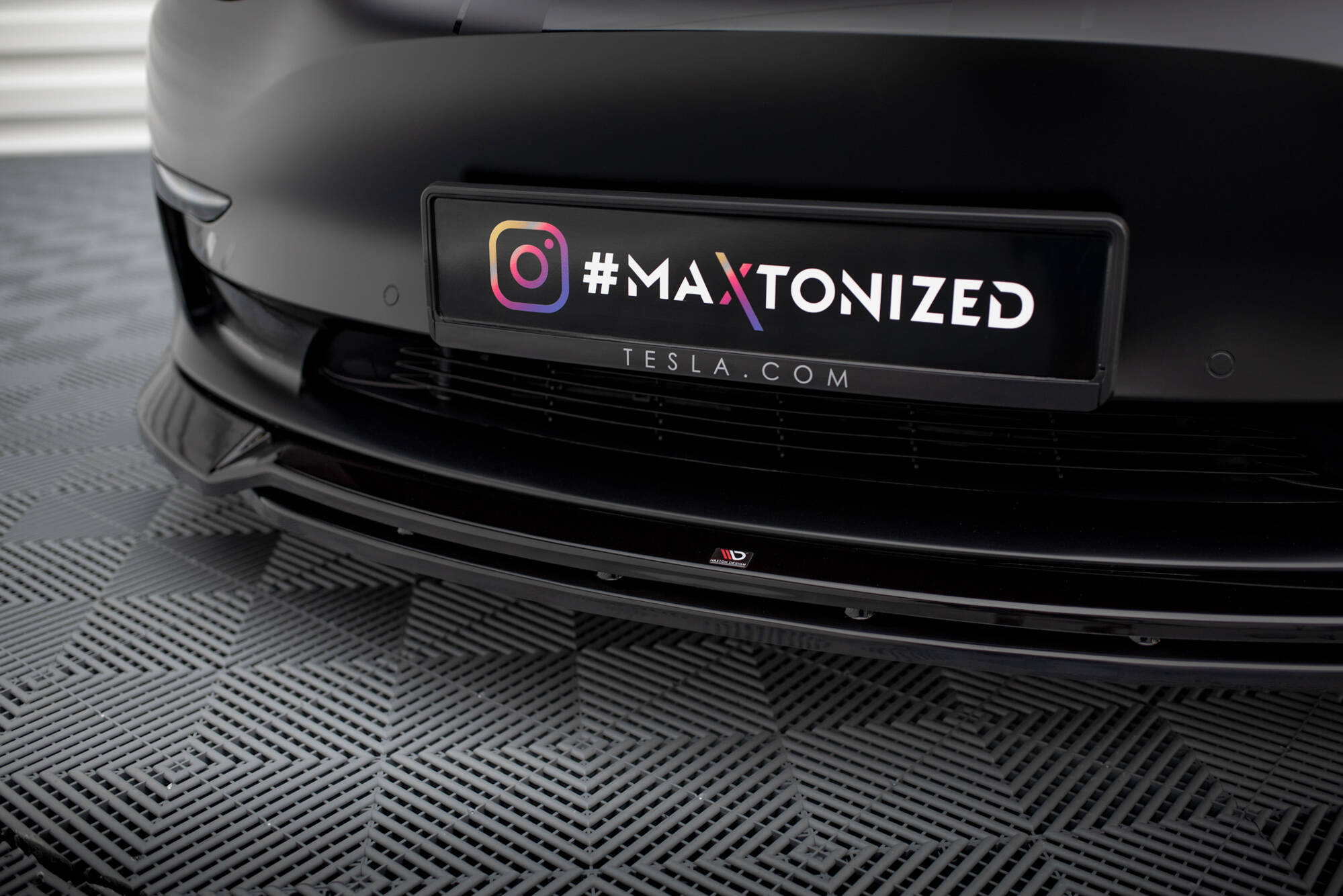 Frontlippe V.3 passend für Tesla Model 3 schwarz Hochglanz
