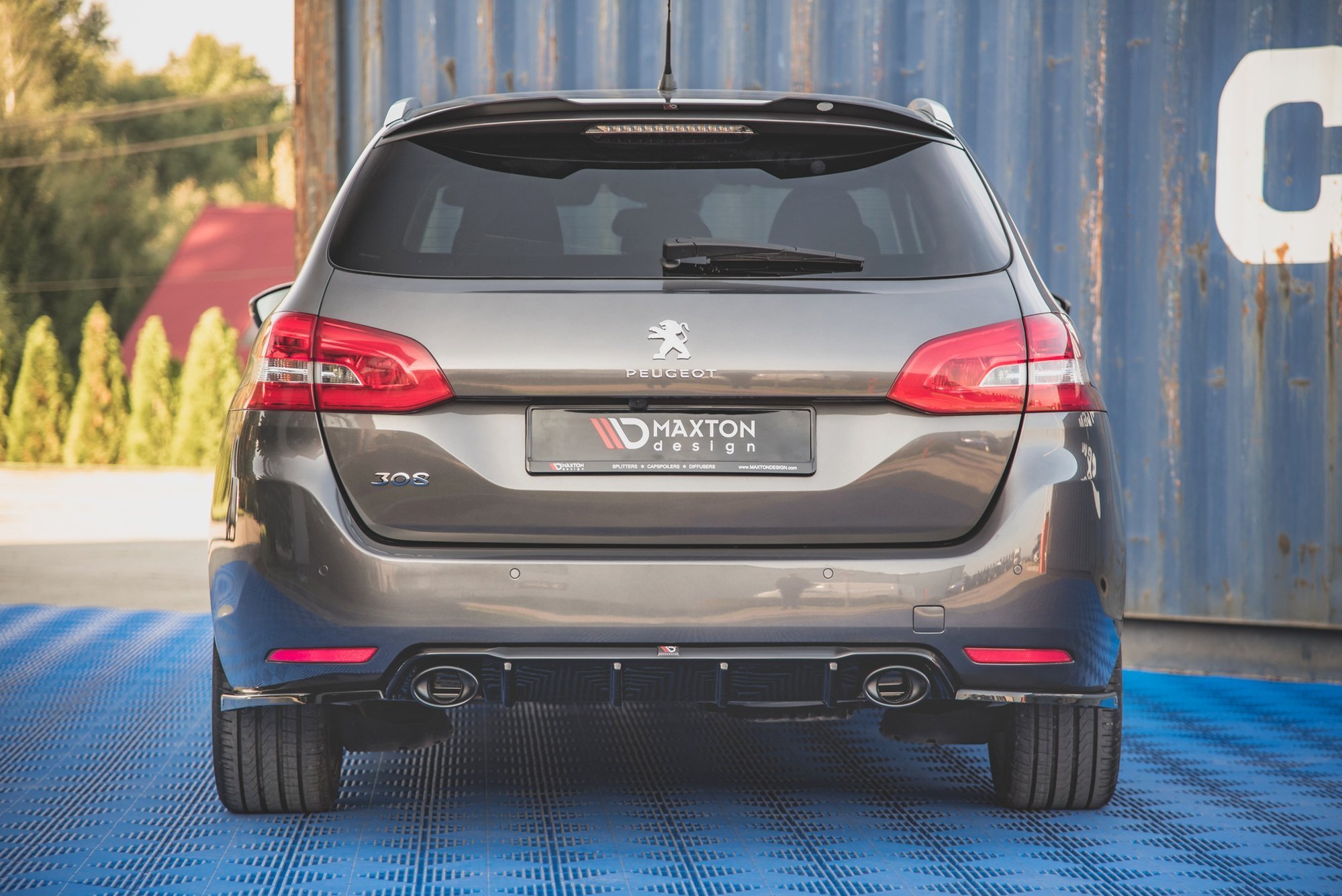 Street+ Heck Ansatz Diffusor + Endrohre chrom passend für Peugeot 308 SW Mk2 FL schwarz Hochglanz